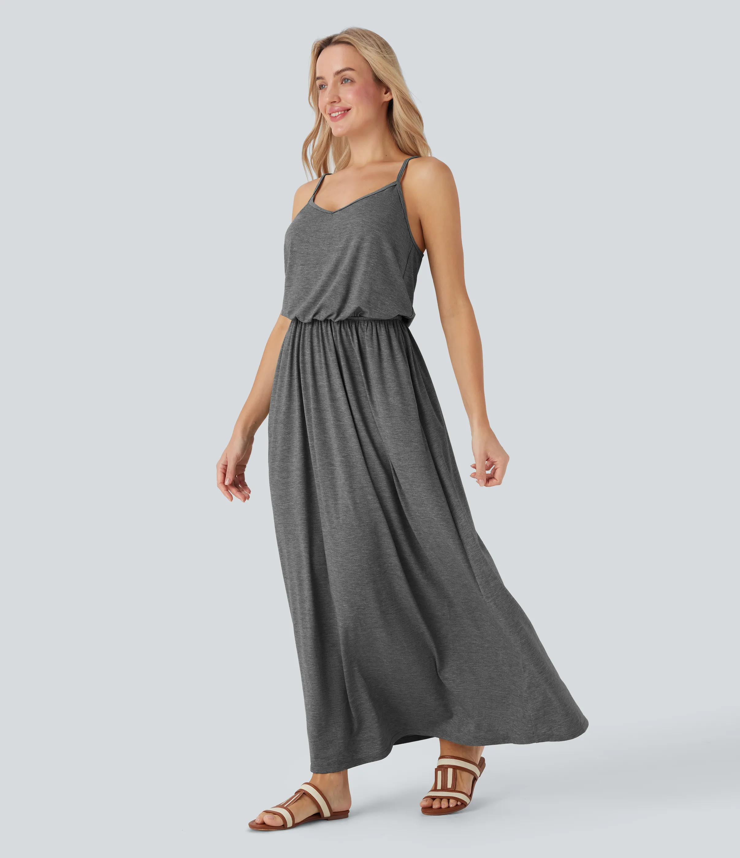 Halara Vestido largo fluido con tirantes ajustables y bolsillos para vacaciones - Darl Gray Floral Yarn - M sold by Halara product image thumbnail 4