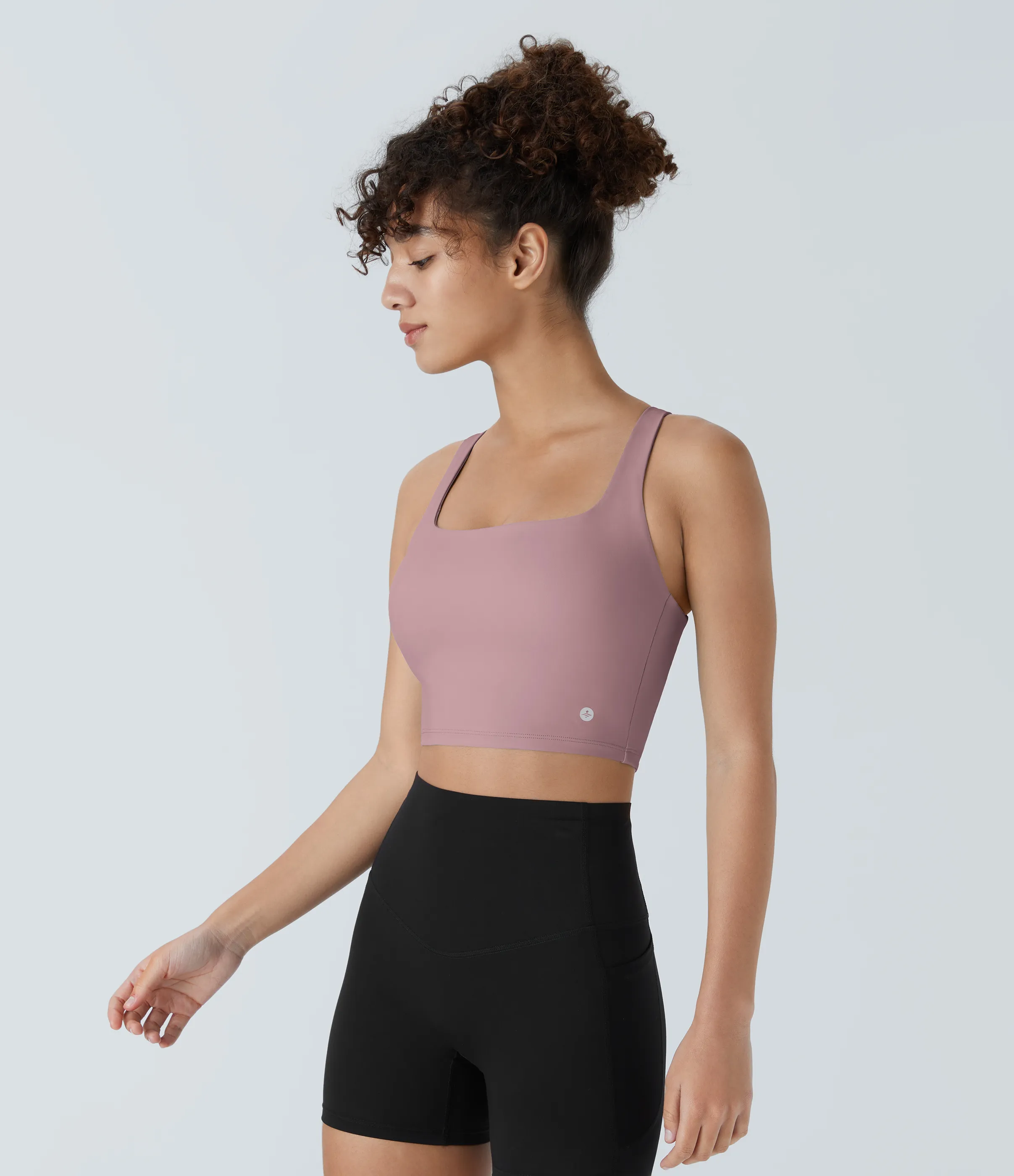 Halara Top corto de yoga SoftlyZero™ Airy con escote cuadrado, sin espalda, tirantes cruzados y tacto fresco-UPF50+ en copas D-F - Deep Lotus Pink - S sold by Halara product image thumbnail 4