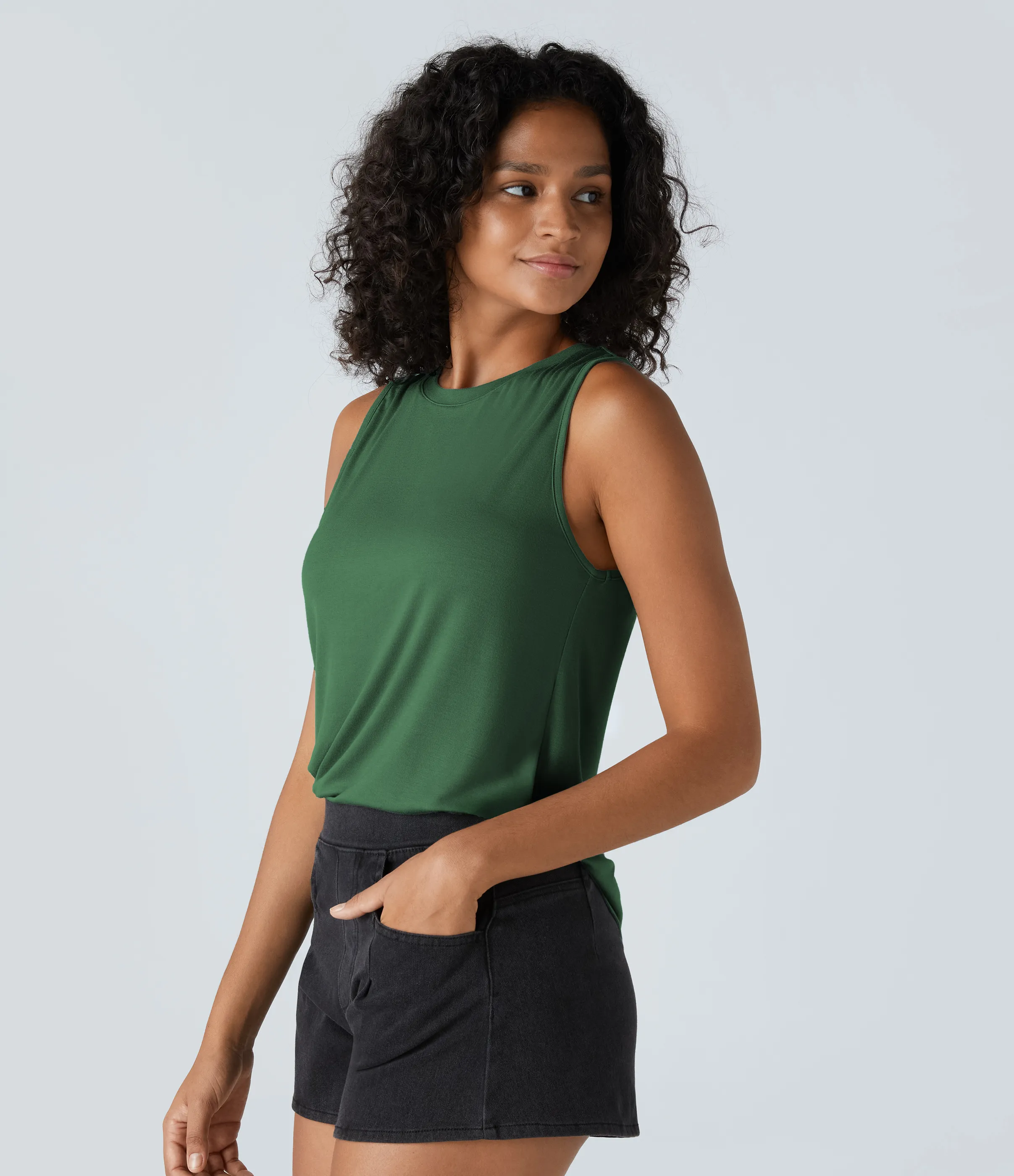 Halara Camiseta sin mangas básica cuello redondo acanalado - Dark Verdant Green - XS sold by Halara product image thumbnail 4