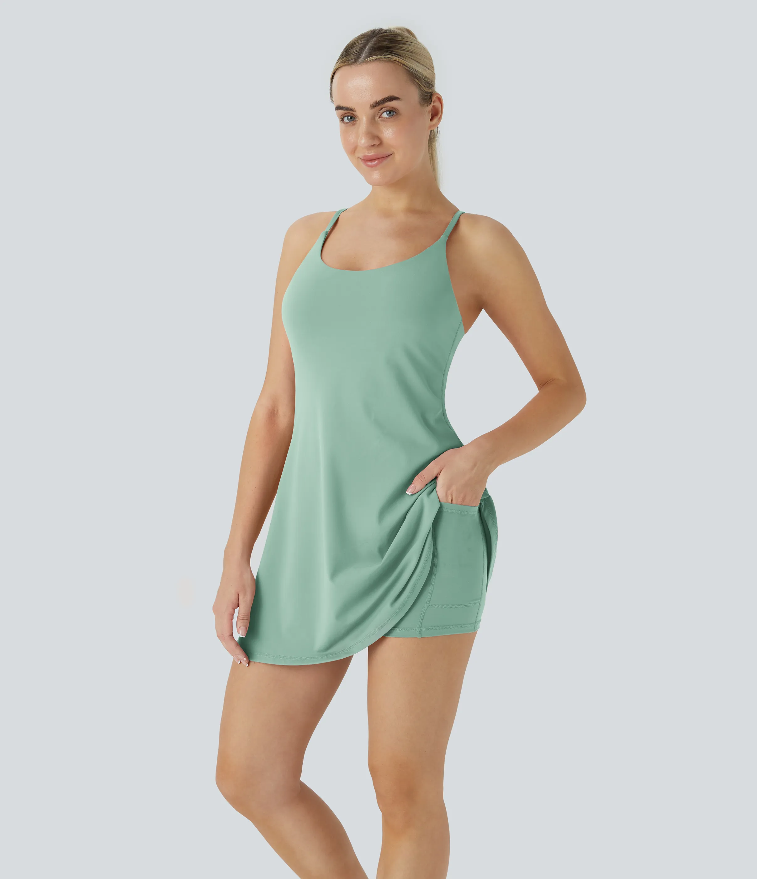 Halara Vestido deportivo SoftlyZero™ Plush afelpado sin espalda en copas D-F - Subtle Green - M sold by Halara product image thumbnail 4