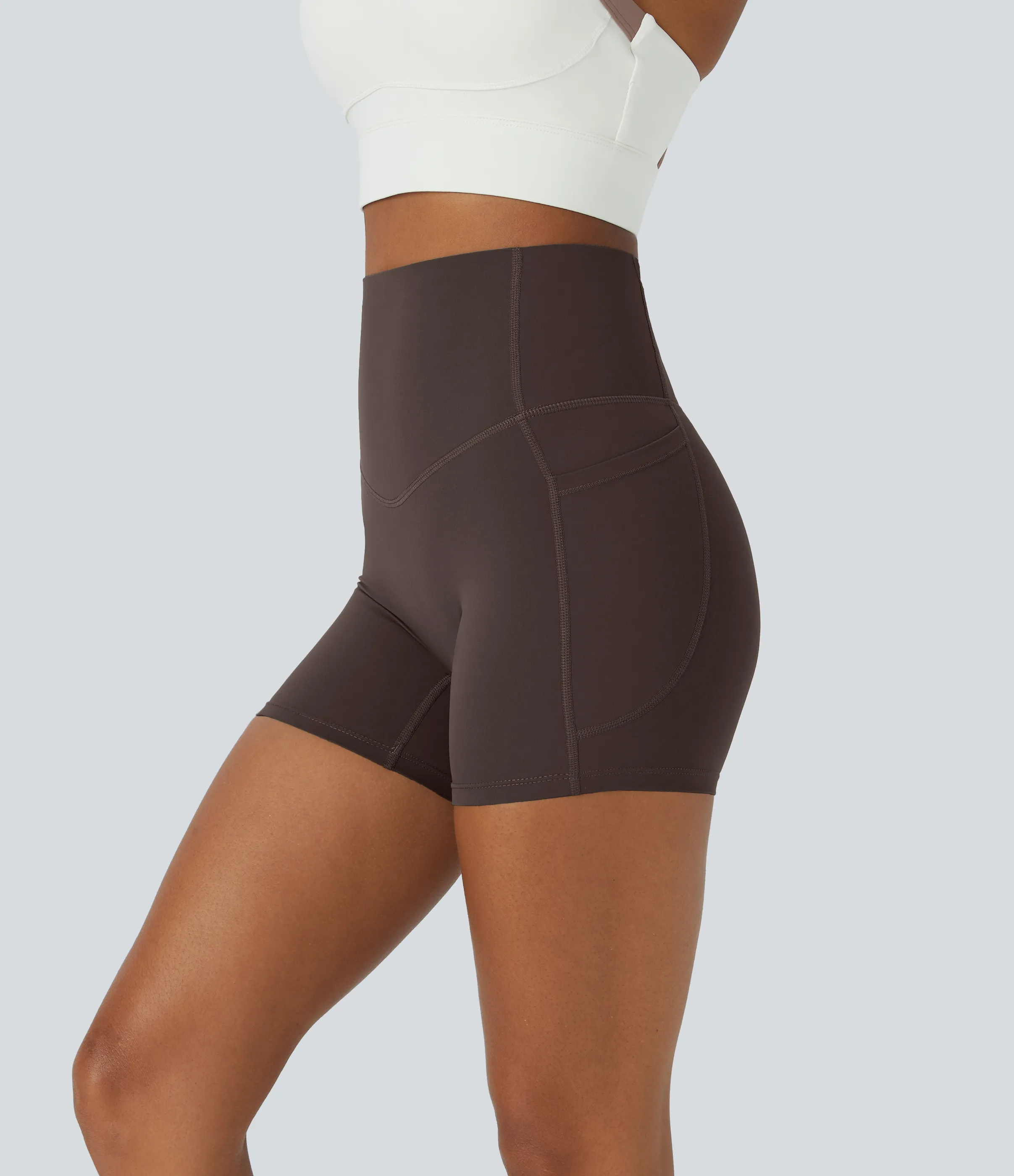 Halara Shorts de ciclista UltraSculpt™ moldeadores de abdomen de tiro alto y bolsillos laterales 12.5cm - Hot Fudge - S sold by Halara