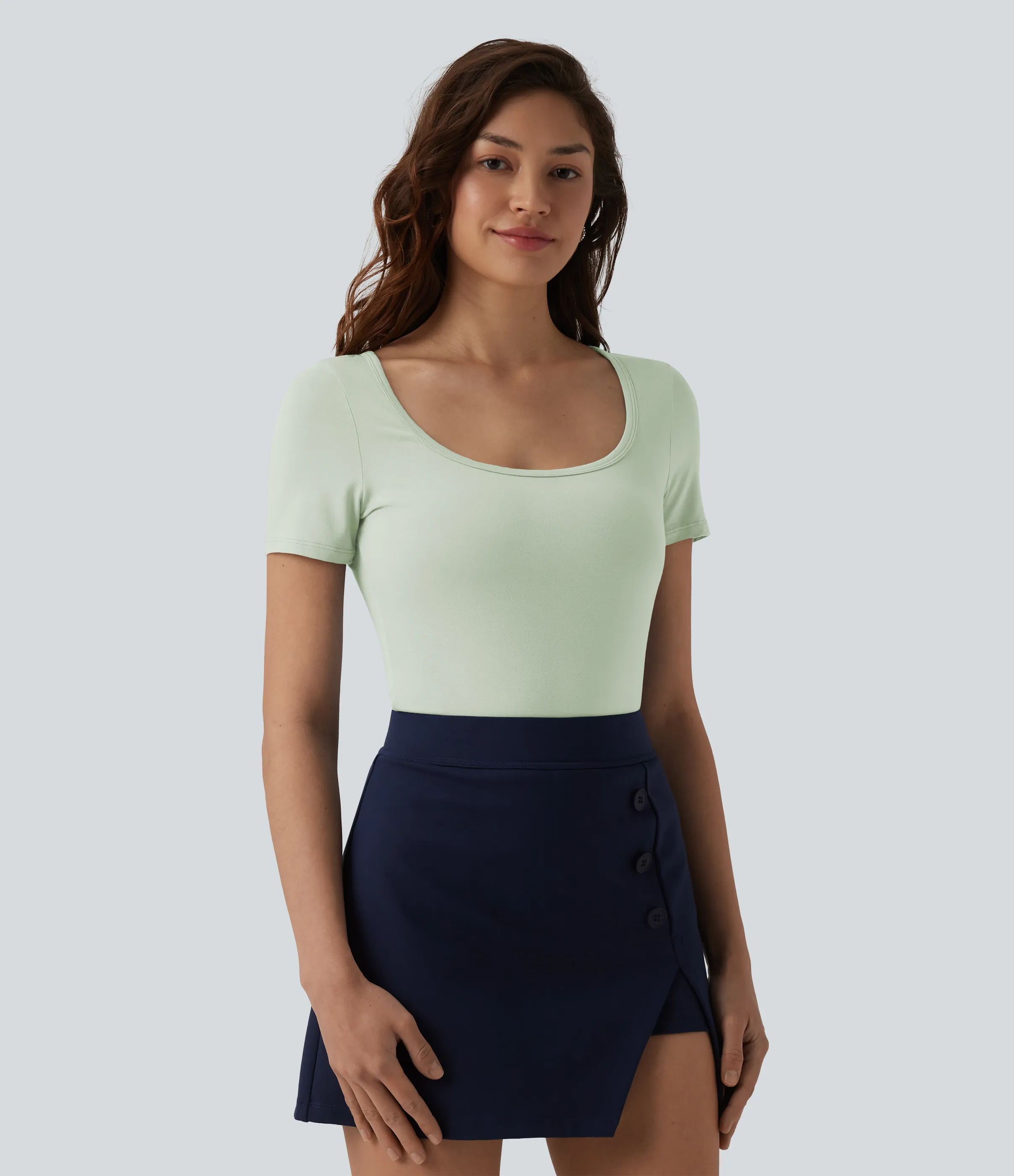 Halara Body oficina ajustado botón presión manga corta cuello U - Green Lily - S sold by Halara product image thumbnail 2