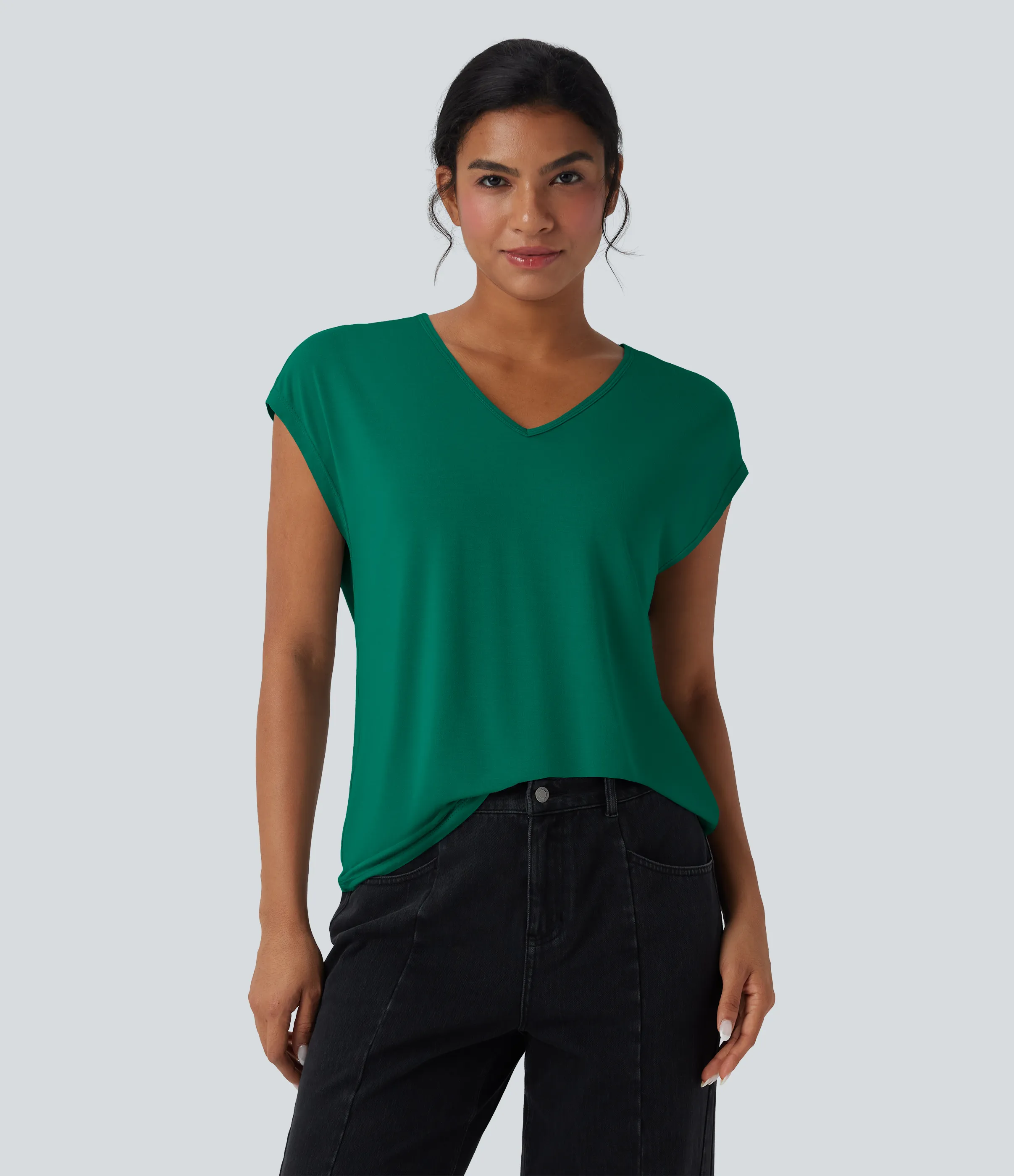 Halara Camiseta casual de manga corta con cuello en V - Antique Green - M sold by Halara product image thumbnail 2