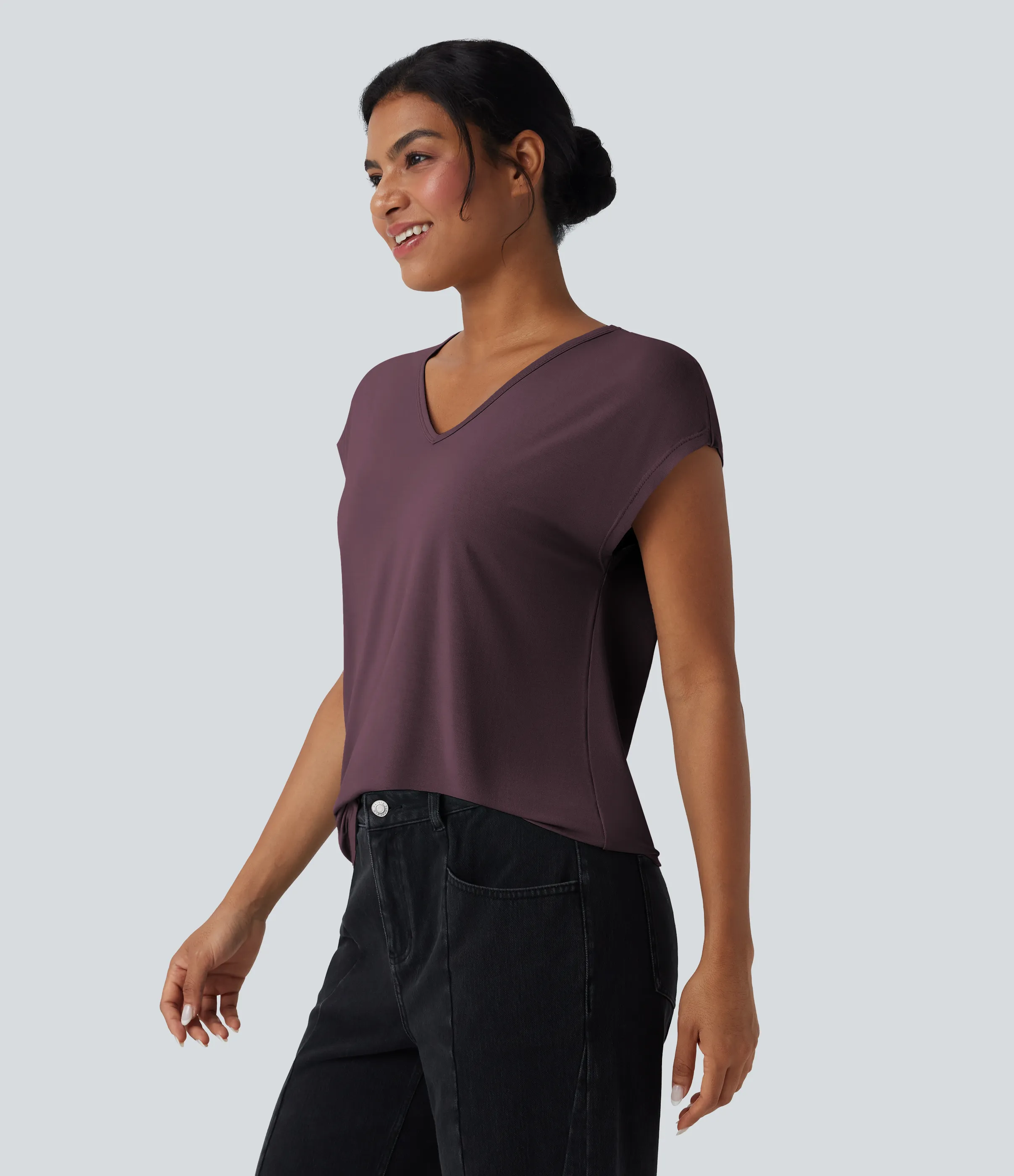 Halara Camiseta casual de manga corta con cuello en V - Maroon Banner - S sold by Halara product image thumbnail 4