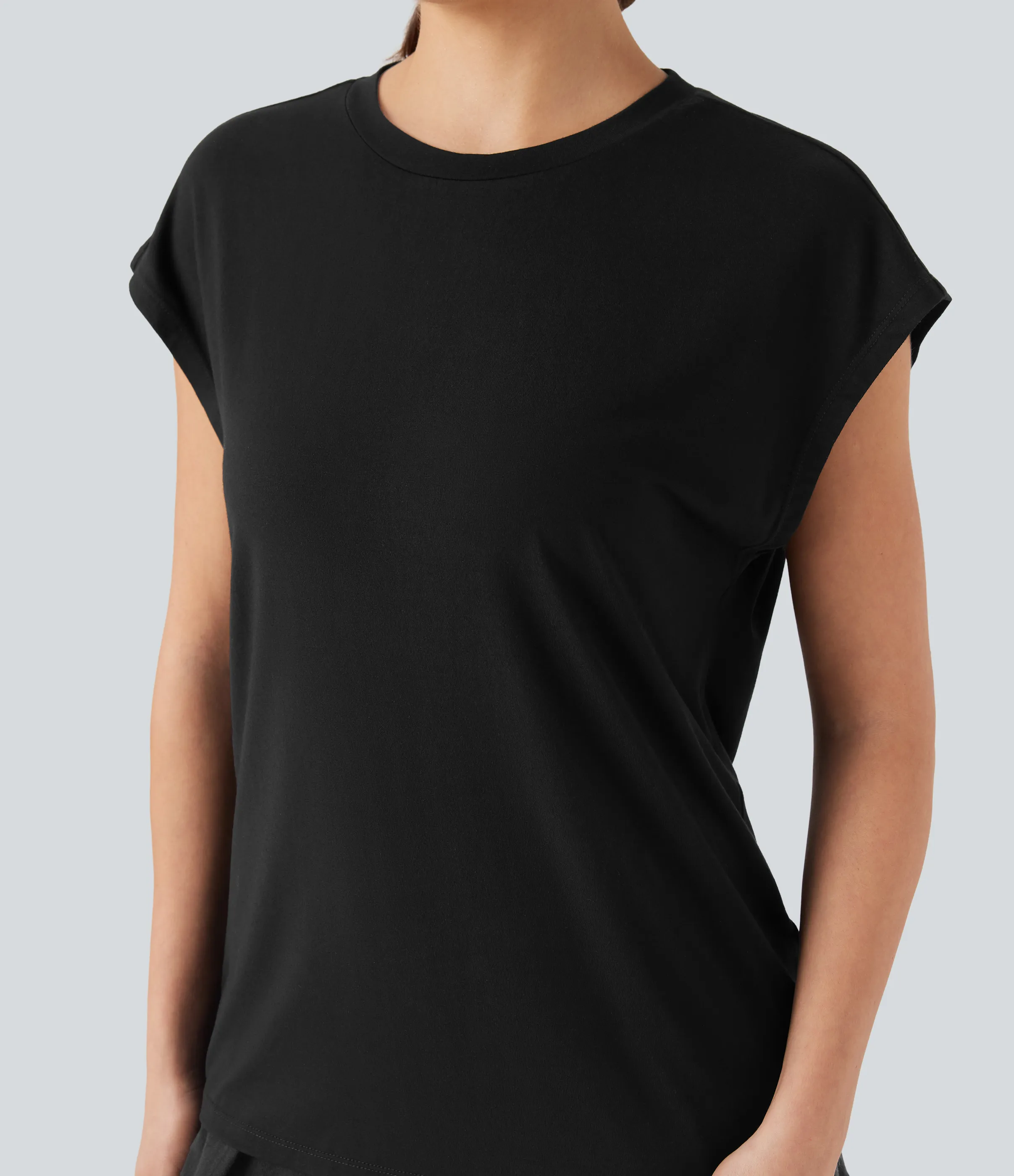 Halara Top casual con cuello redondo con manga corta - Black - M sold by Halara product image thumbnail 5