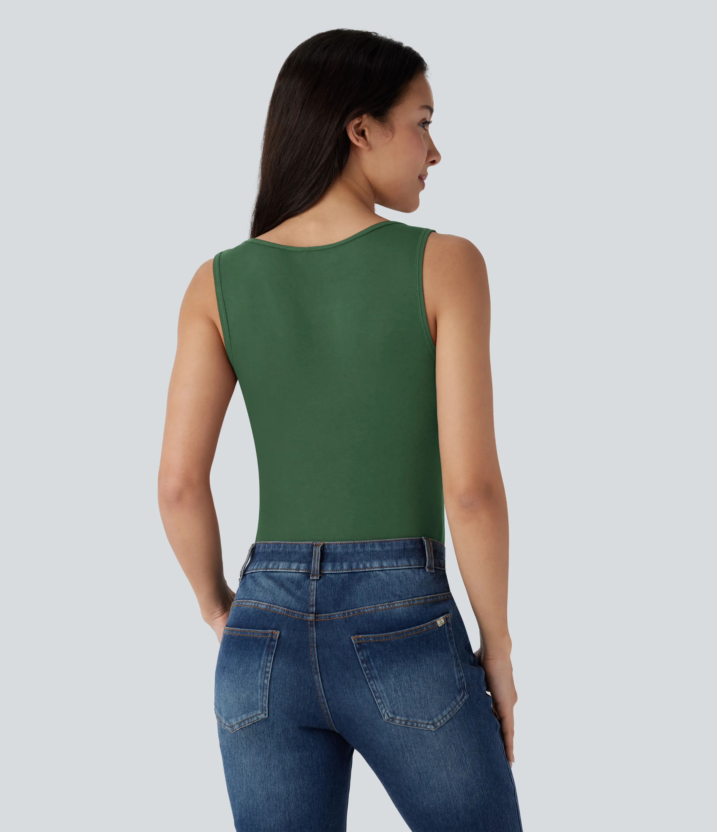 Halara Camiseta ajustada cuello Henley acanalado - Dark Verdant Green - XS sold by Halara product image thumbnail 3