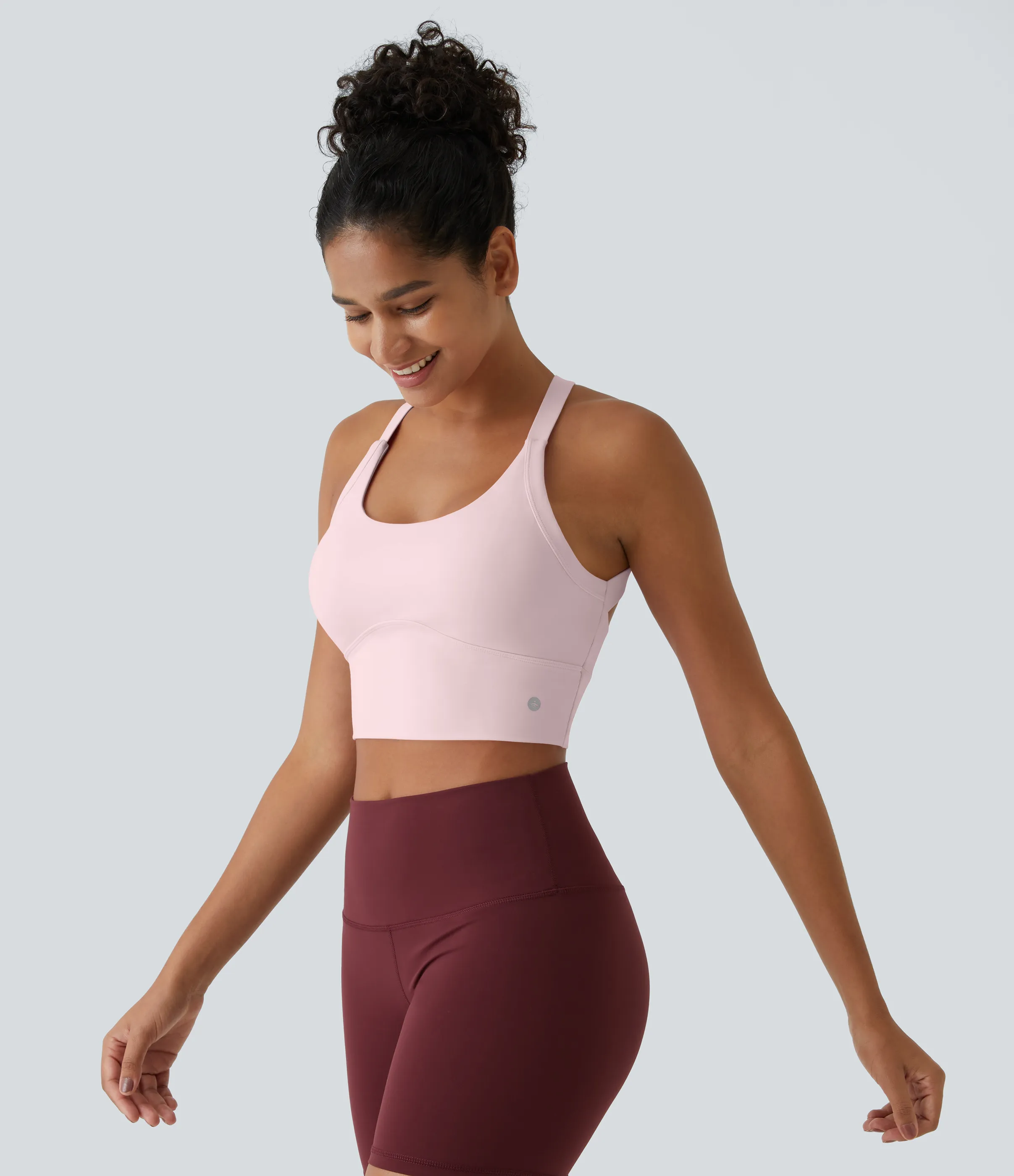 Halara Top corto de yoga SoftlyZero™ Plush afelpado con abertura en copas D-F - Primrose Pink - XS sold by Halara product image thumbnail 4