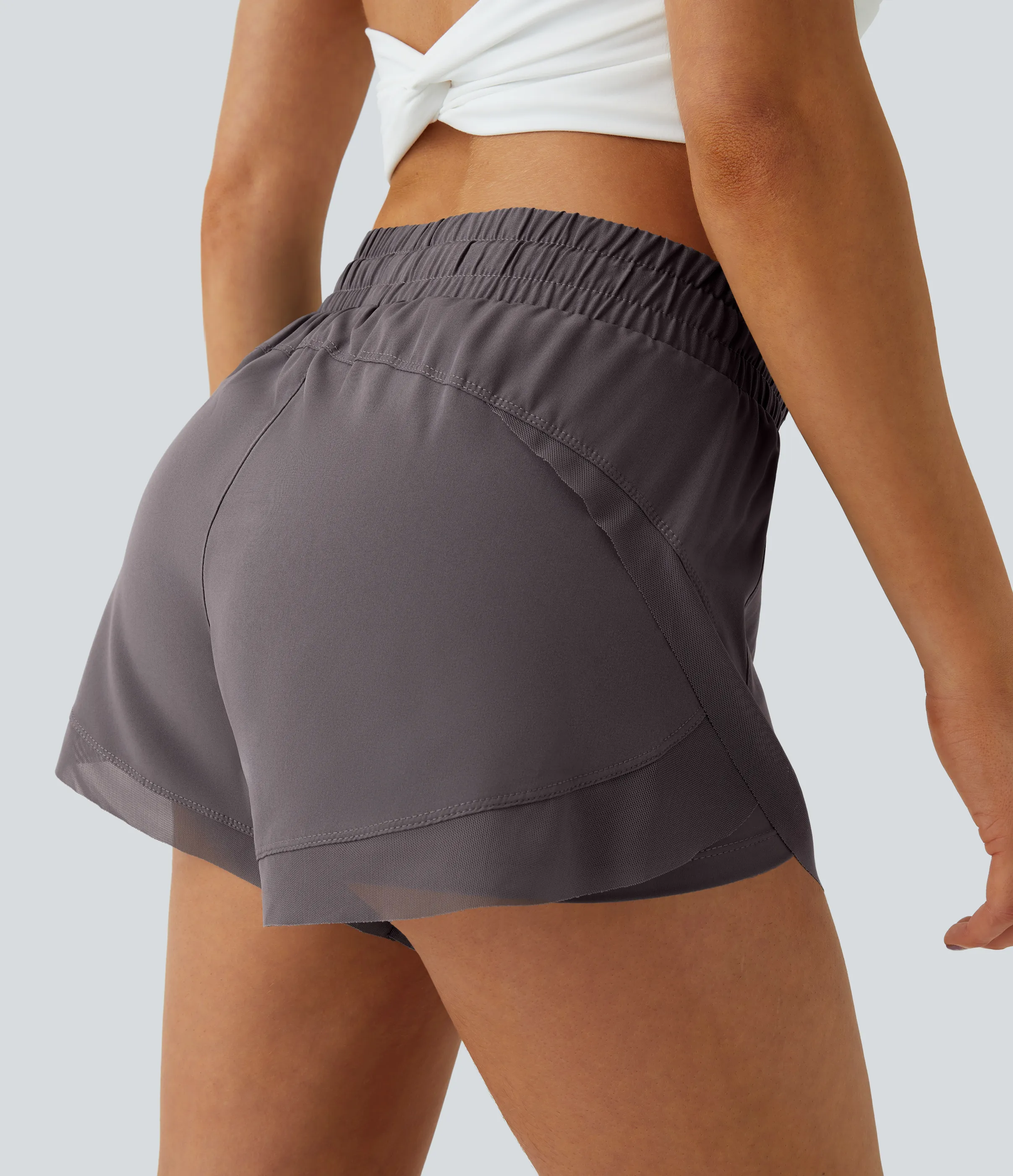 Halara Pantalón corto correr fluidos 2 en 1 tiro medio cordón malla contrastante 7.5cm - Sparrow - S sold by Halara product image thumbnail 2