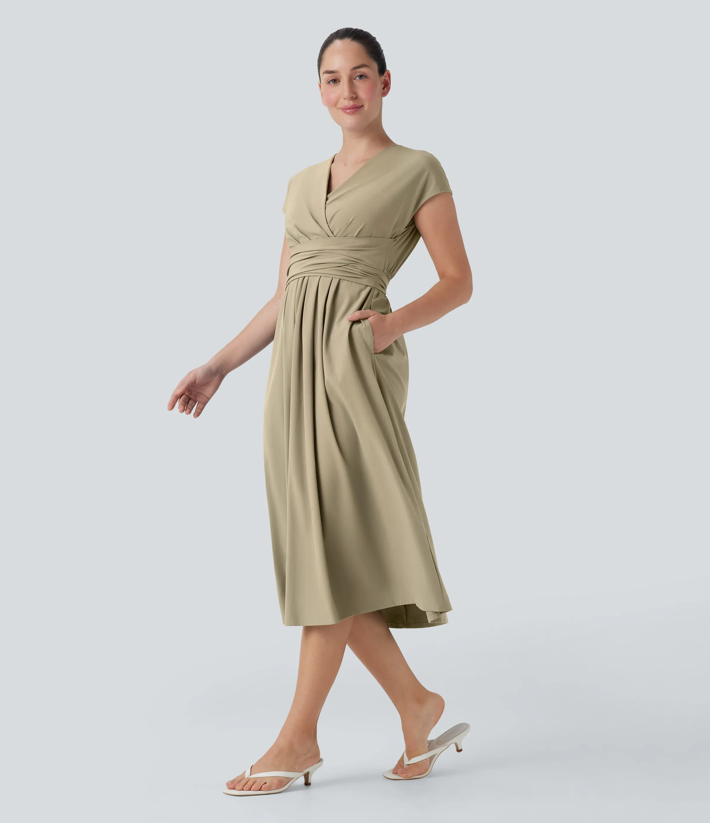 Halara Vestido casual midi Breezeful™ de secado rápido con cuello en V, manga corta, bolsillo lateral y lazo en la espalda - Fields of Rye - L sold by Halara product image thumbnail 4