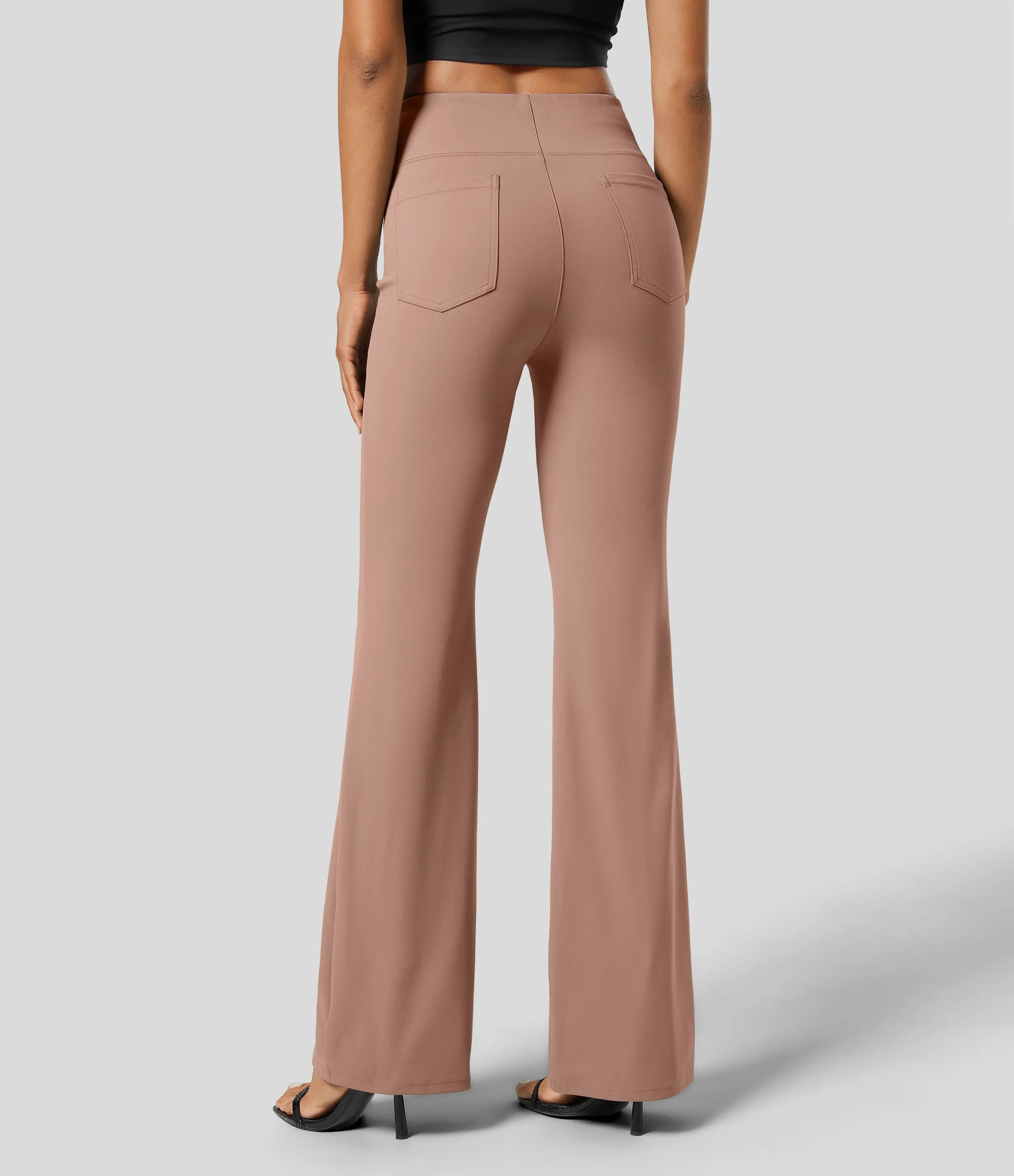 Halara Pantalón Halara Flex™ oficina tiro alto bolsillo trasero ligero acampanado - Beaver Fur - M(tall) sold by Halara product image thumbnail 3