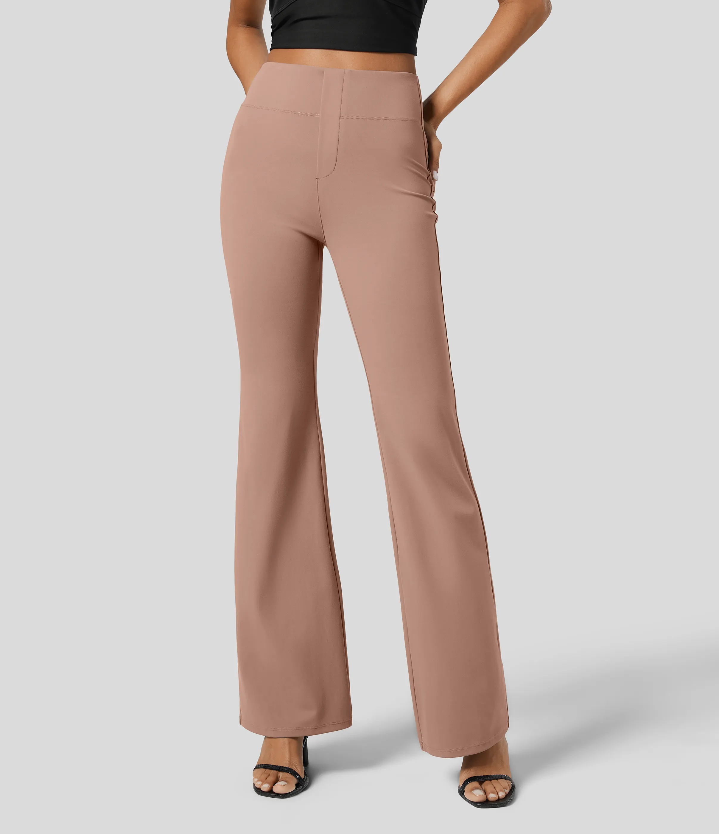 Halara Pantalón Halara Flex™ oficina tiro alto bolsillo trasero ligero acampanado - Beaver Fur - M(tall) sold by Halara product image thumbnail 4