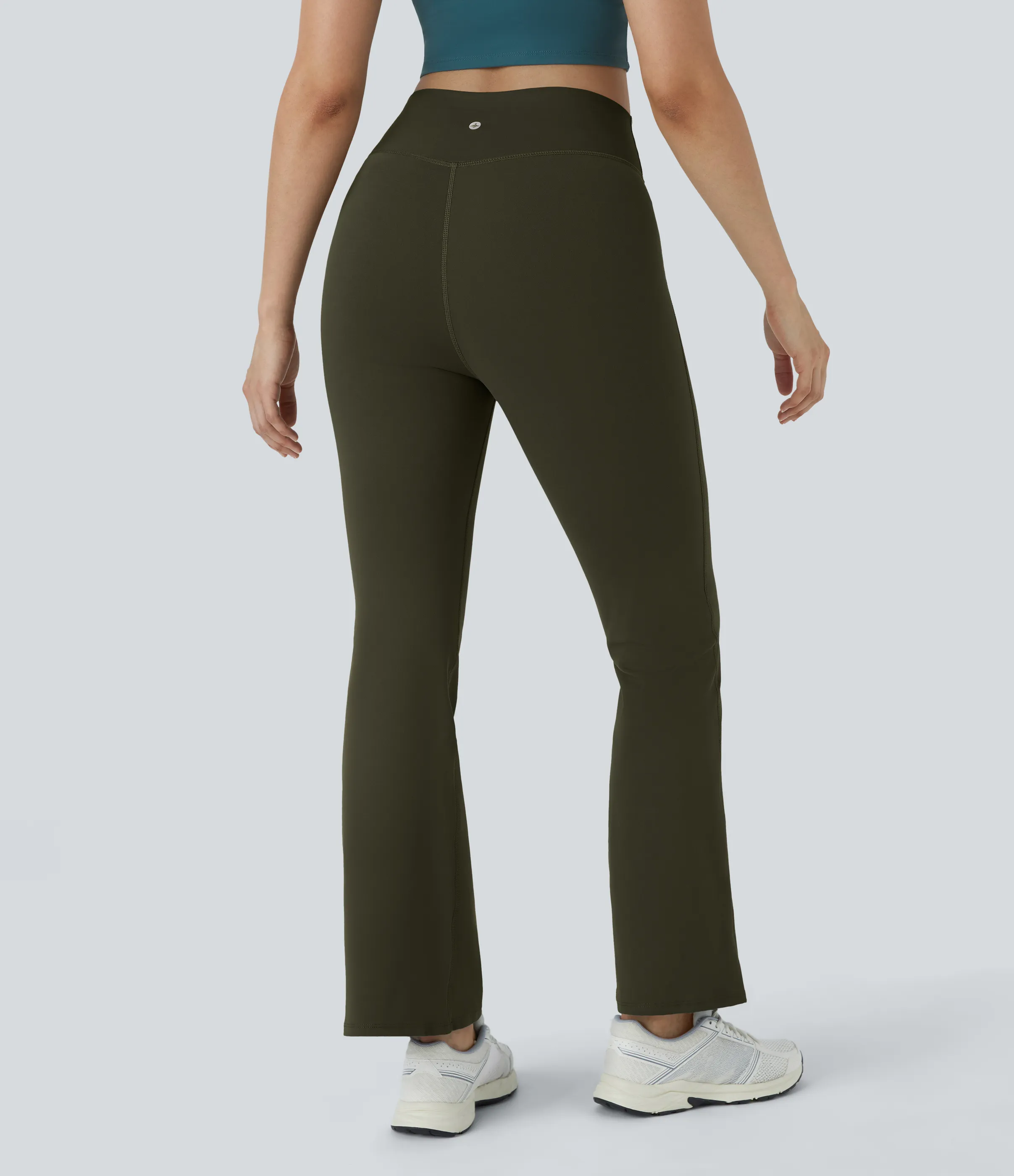 Halara Leggings yoga acampanado cruzado tiro alto - Forest Night - XS(regular) sold by Halara product image thumbnail 3