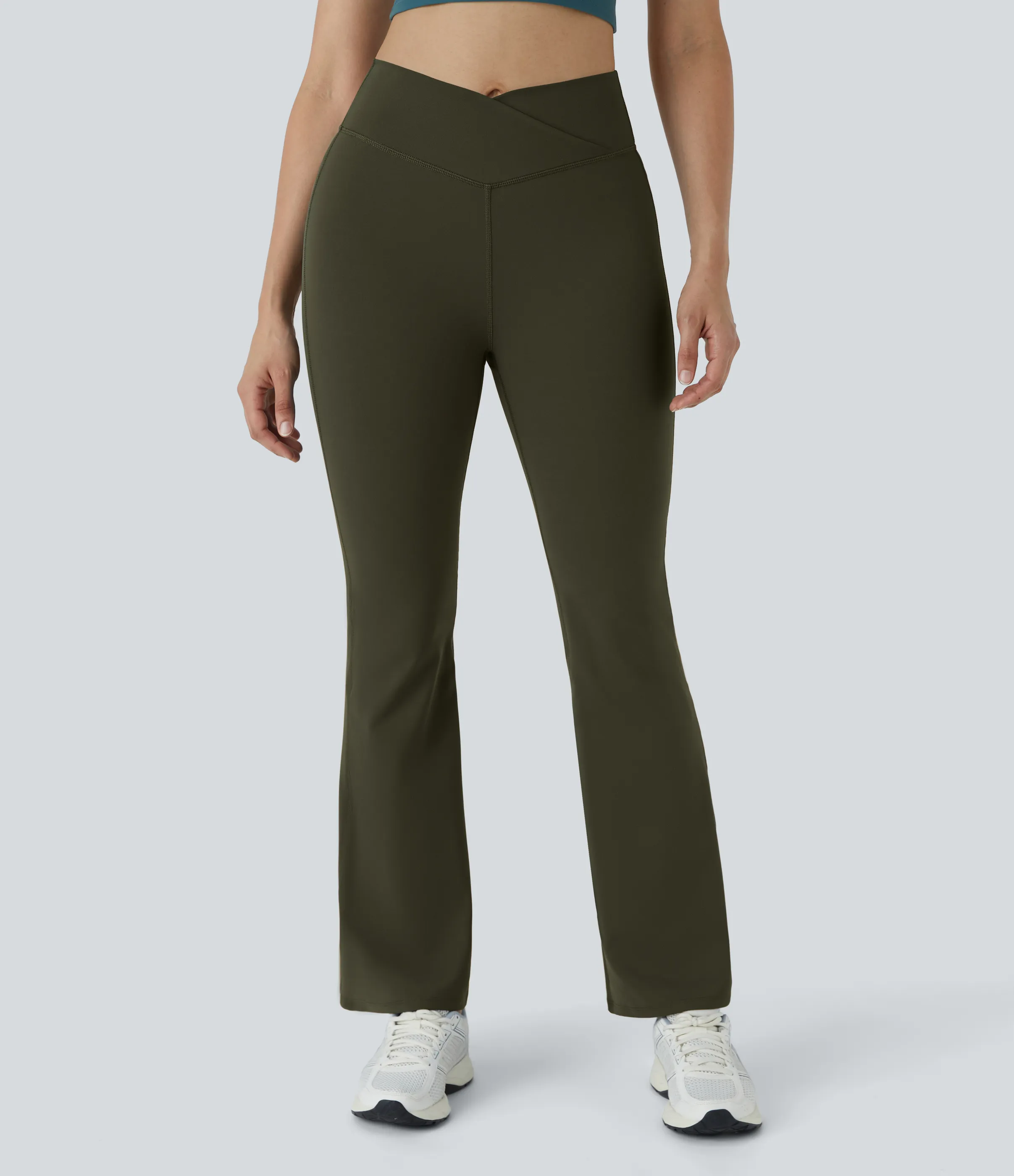 Halara Leggings yoga acampanado cruzado tiro alto - Forest Night - XS(regular) sold by Halara product image thumbnail 4