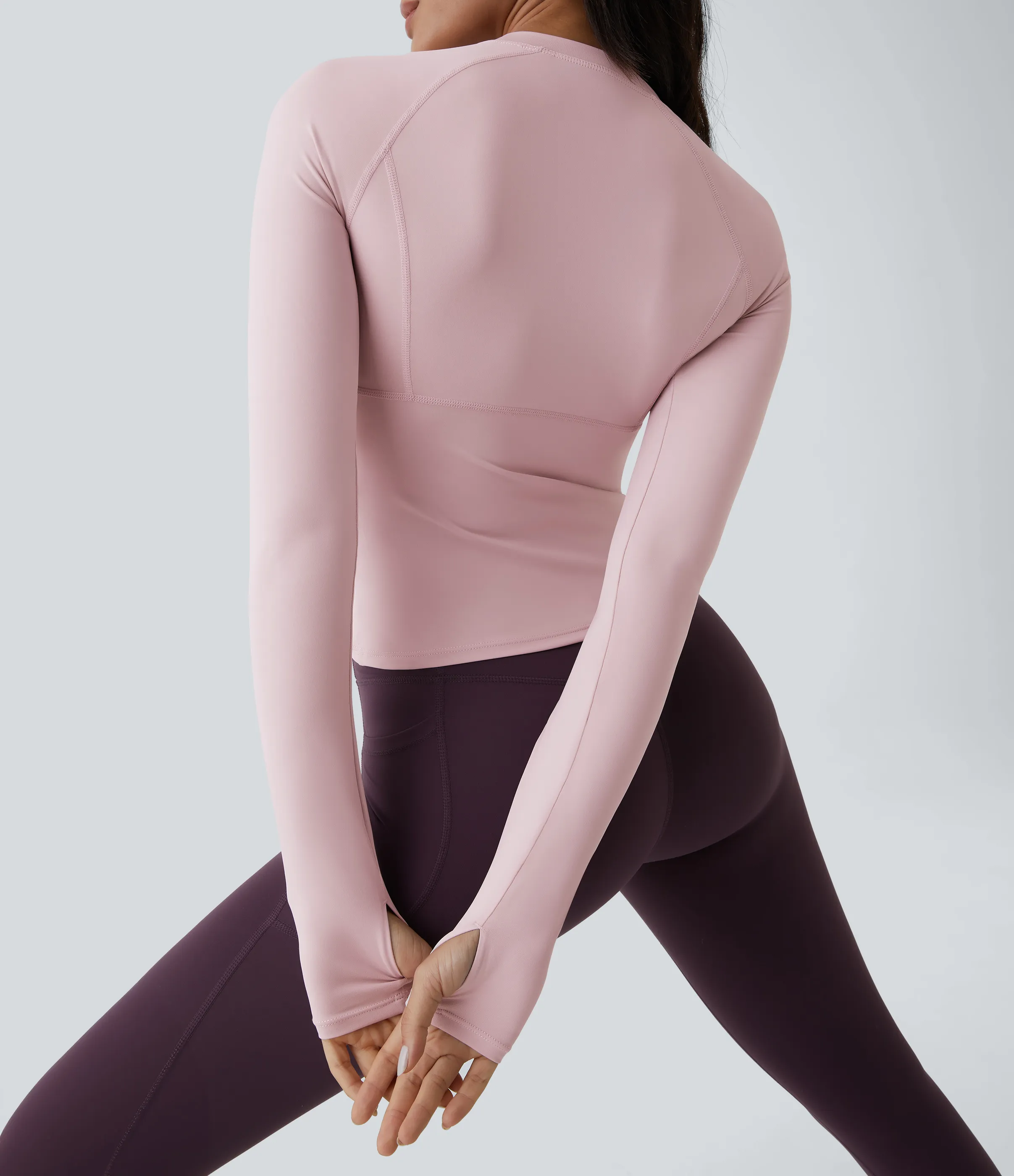 Halara Top deportivo yoga abertura pulgar - Pale Lilac - L(Long) sold by Halara