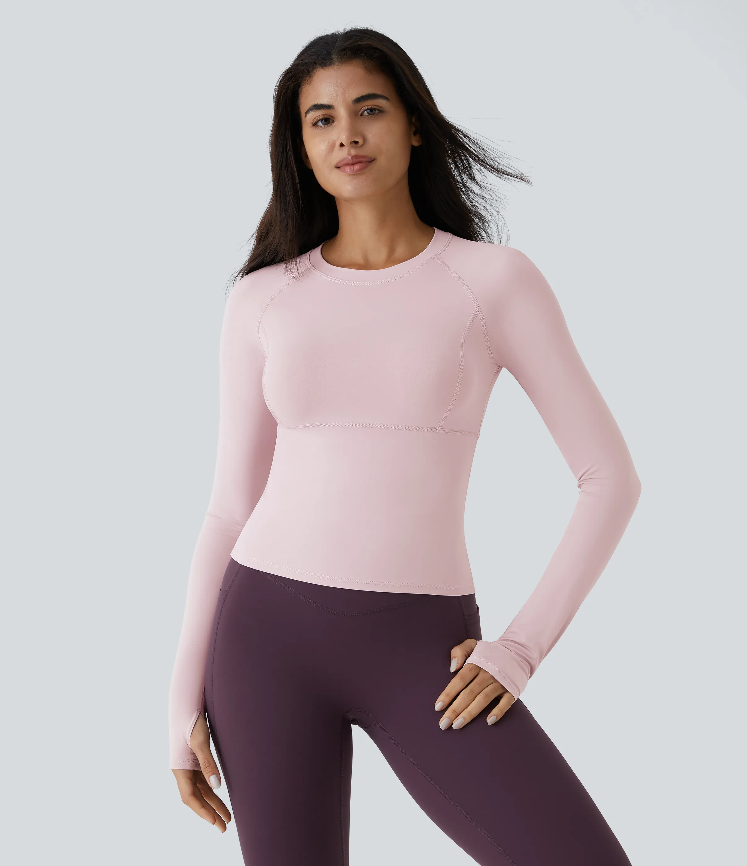 Halara Top deportivo yoga abertura pulgar - Pale Lilac - L(Long) sold by Halara product image thumbnail 3