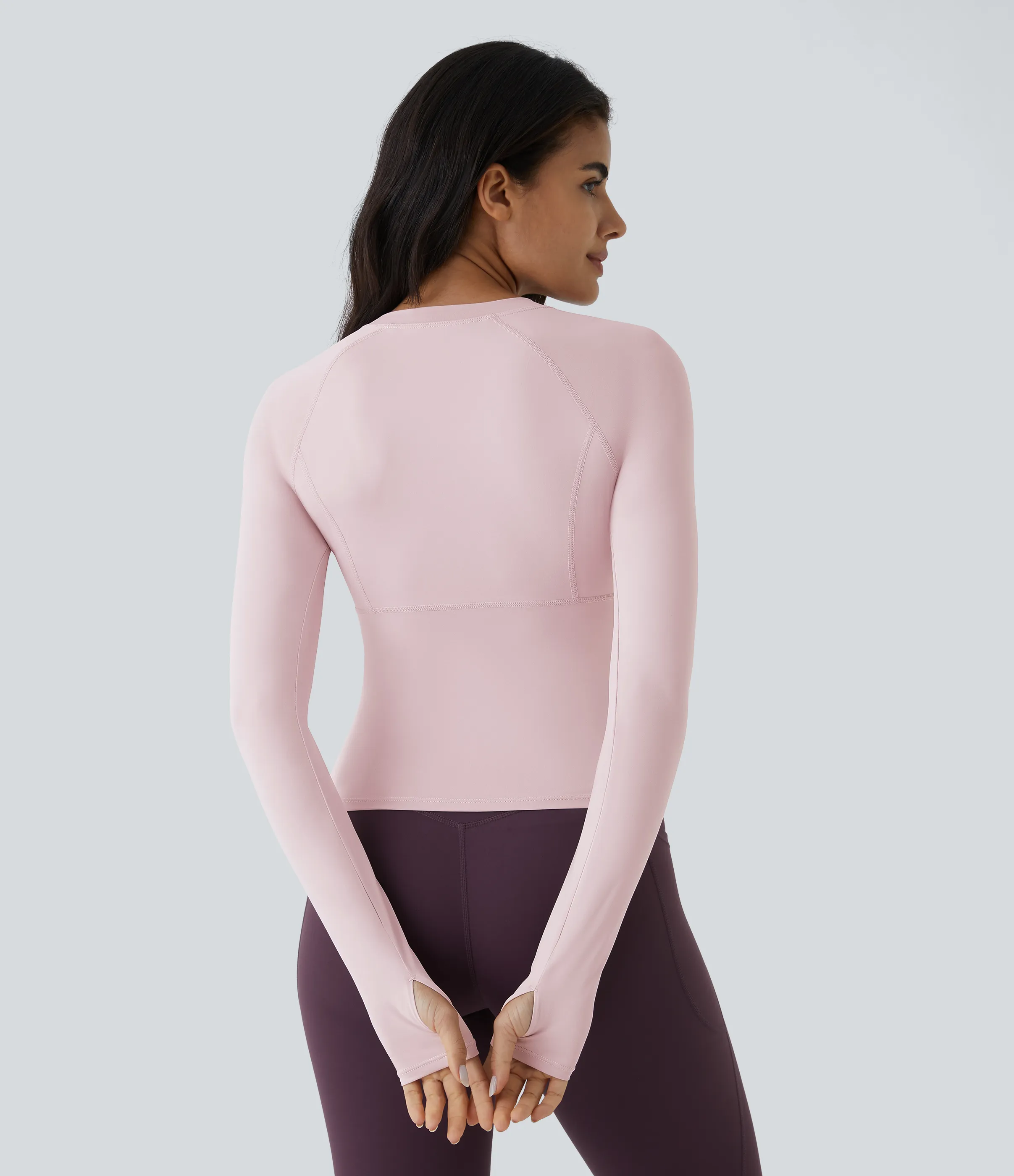 Halara Top deportivo yoga abertura pulgar - Pale Lilac - L(Long) sold by Halara product image thumbnail 5