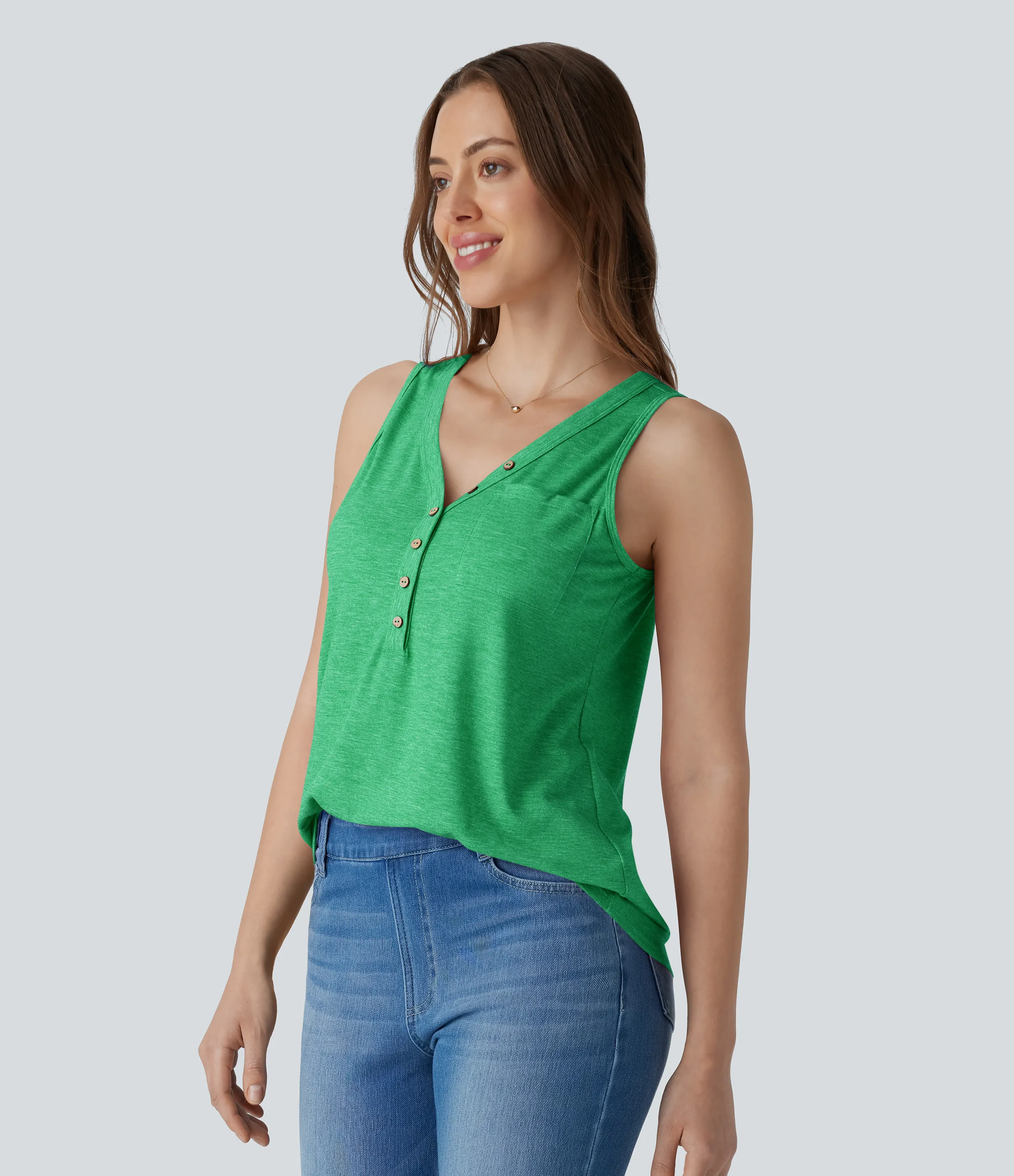 Halara Blusa sin mangas cuello V botón decorativo - Dewleaf Green - S sold by Halara product image thumbnail 4