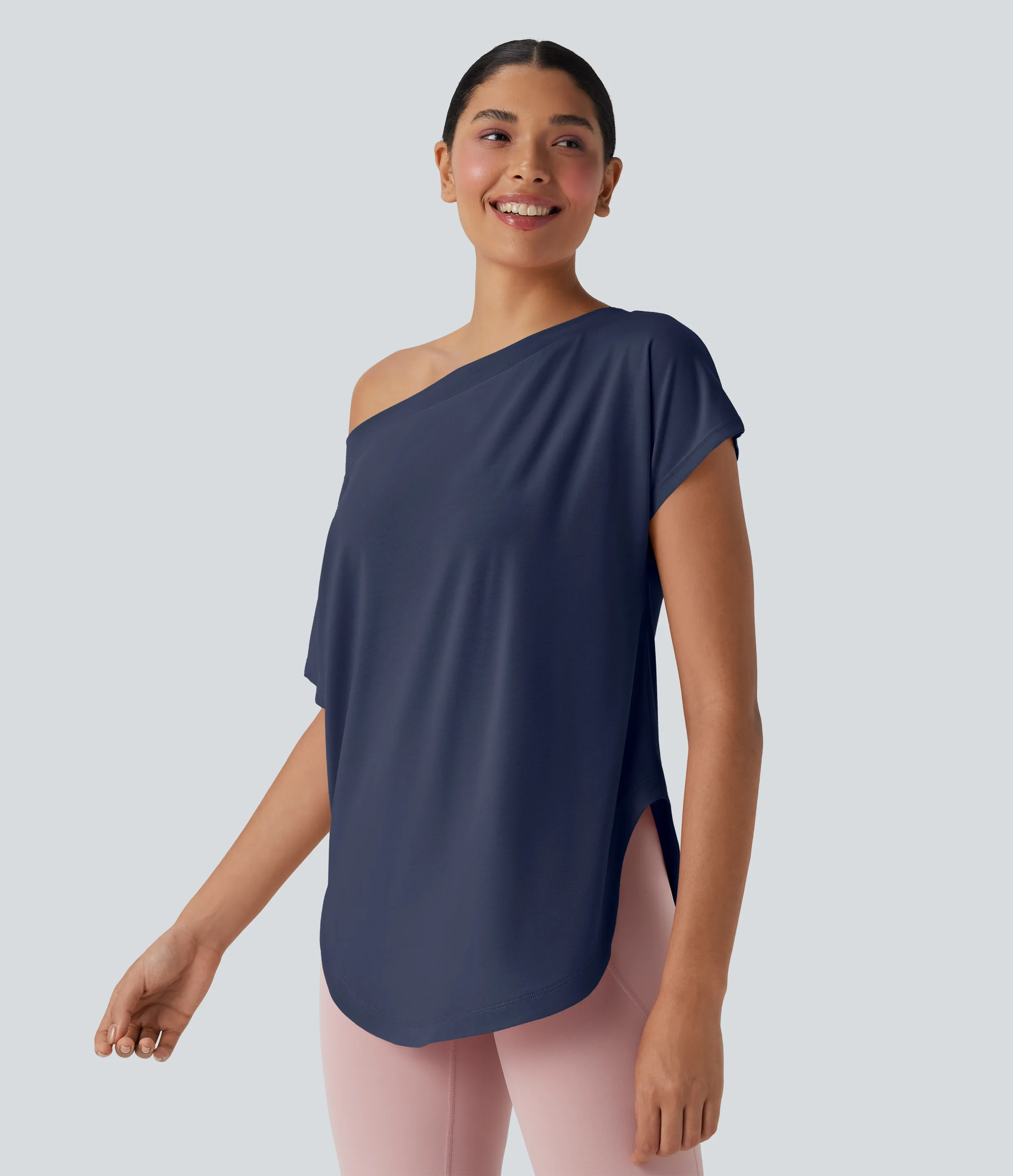 Halara Top deportivo de yoga de manga corta con secado rápido y hombro descubierto con dobladillo curvo - Mood Indigo - L sold by Halara product image thumbnail 4