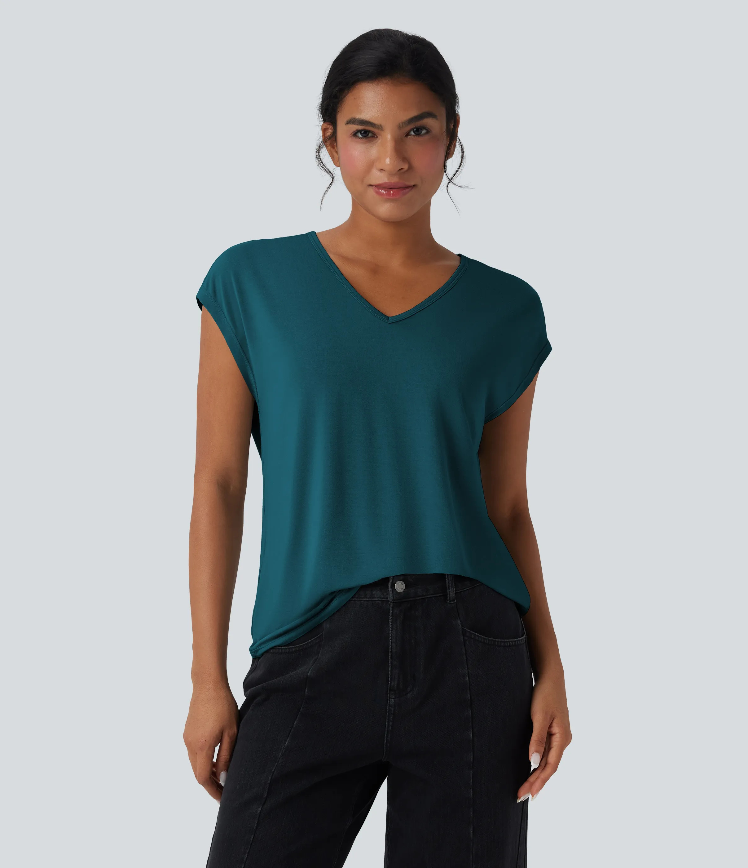 Halara Camiseta casual de manga corta con cuello en V - Hydro - M sold by Halara