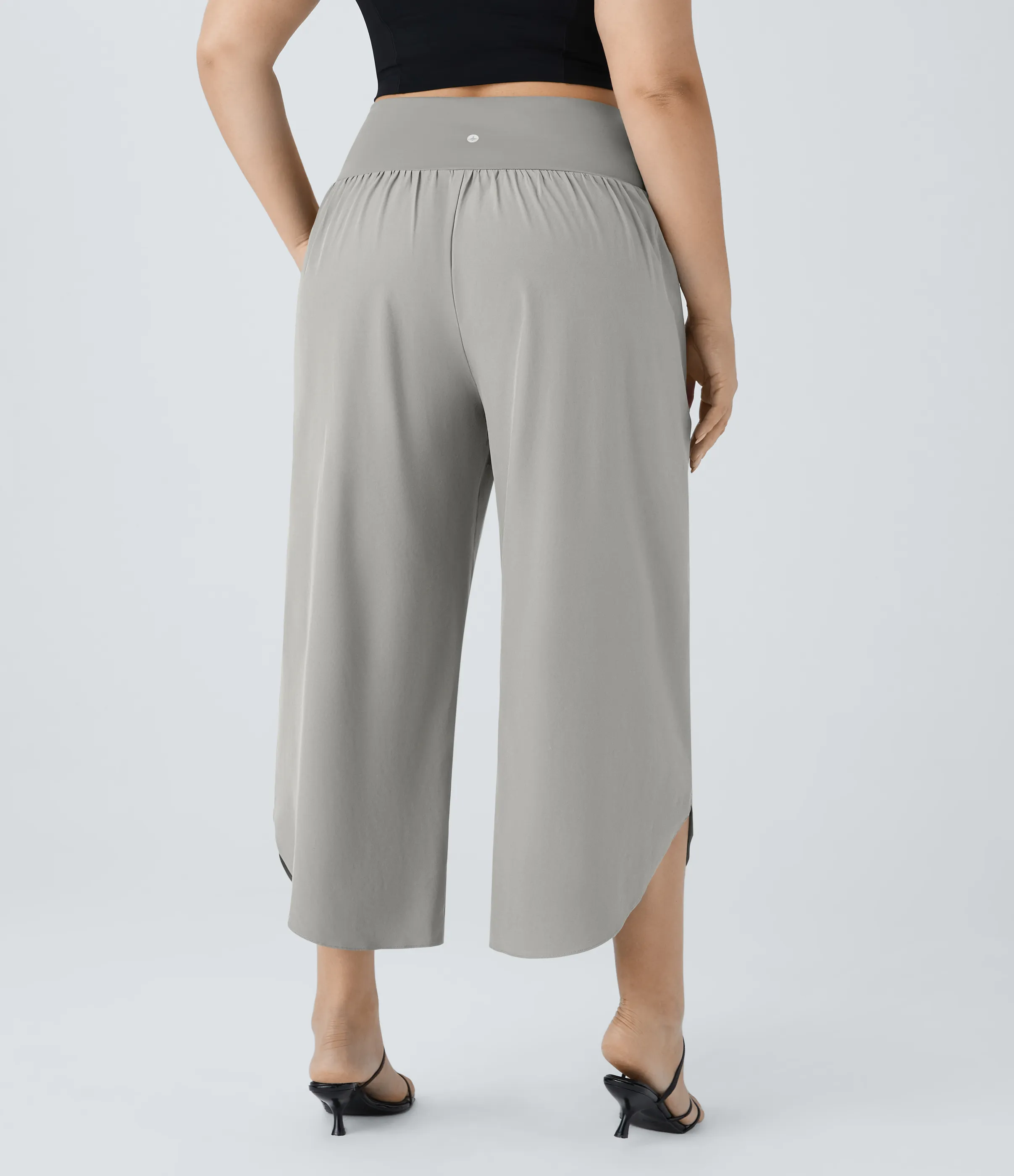 Halara Pantalón Breezeful™ talla grande tiro alto cruzado plisado bolsillo lateral dividido secado rápido - Dust Gray - 1X(regular) sold by Halara product image thumbnail 3
