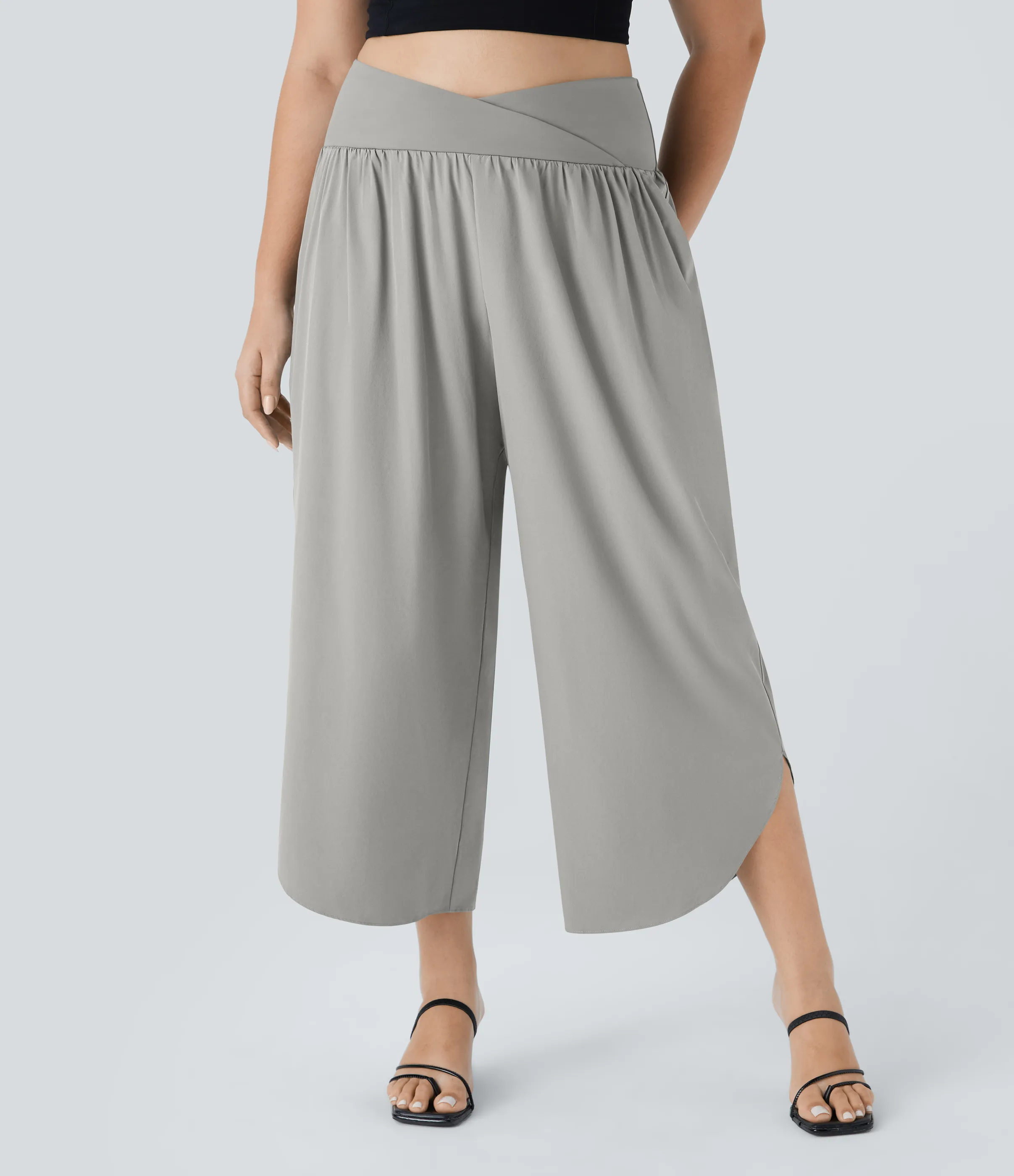 Halara Pantalón Breezeful™ talla grande tiro alto cruzado plisado bolsillo lateral dividido secado rápido - Dust Gray - 1X(regular) sold by Halara product image thumbnail 4
