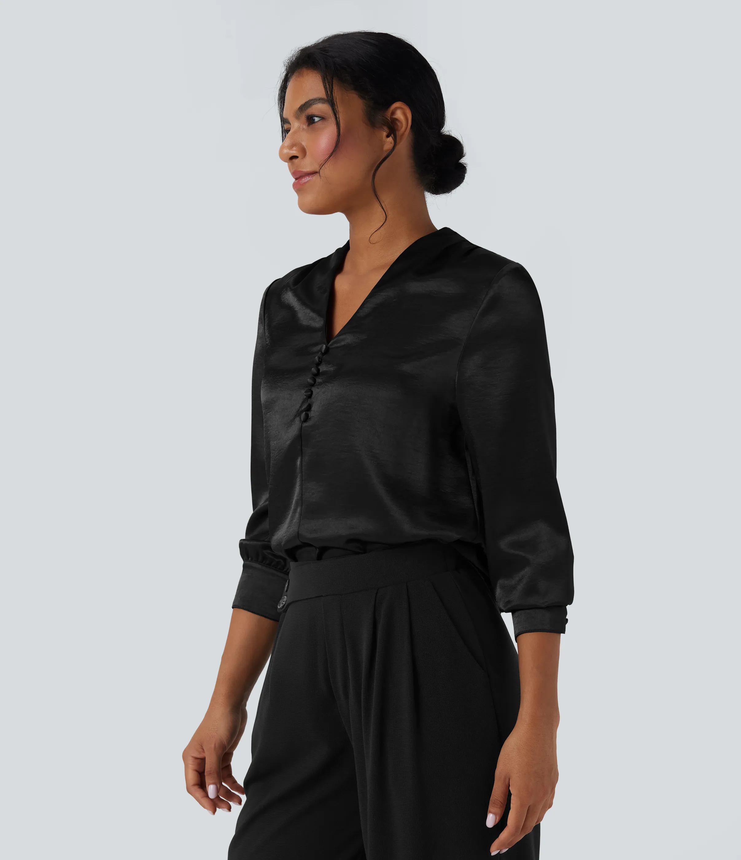 Halara Blusa de oficina de satén de manga larga con cuello en V - Black - L sold by Halara product image thumbnail 4