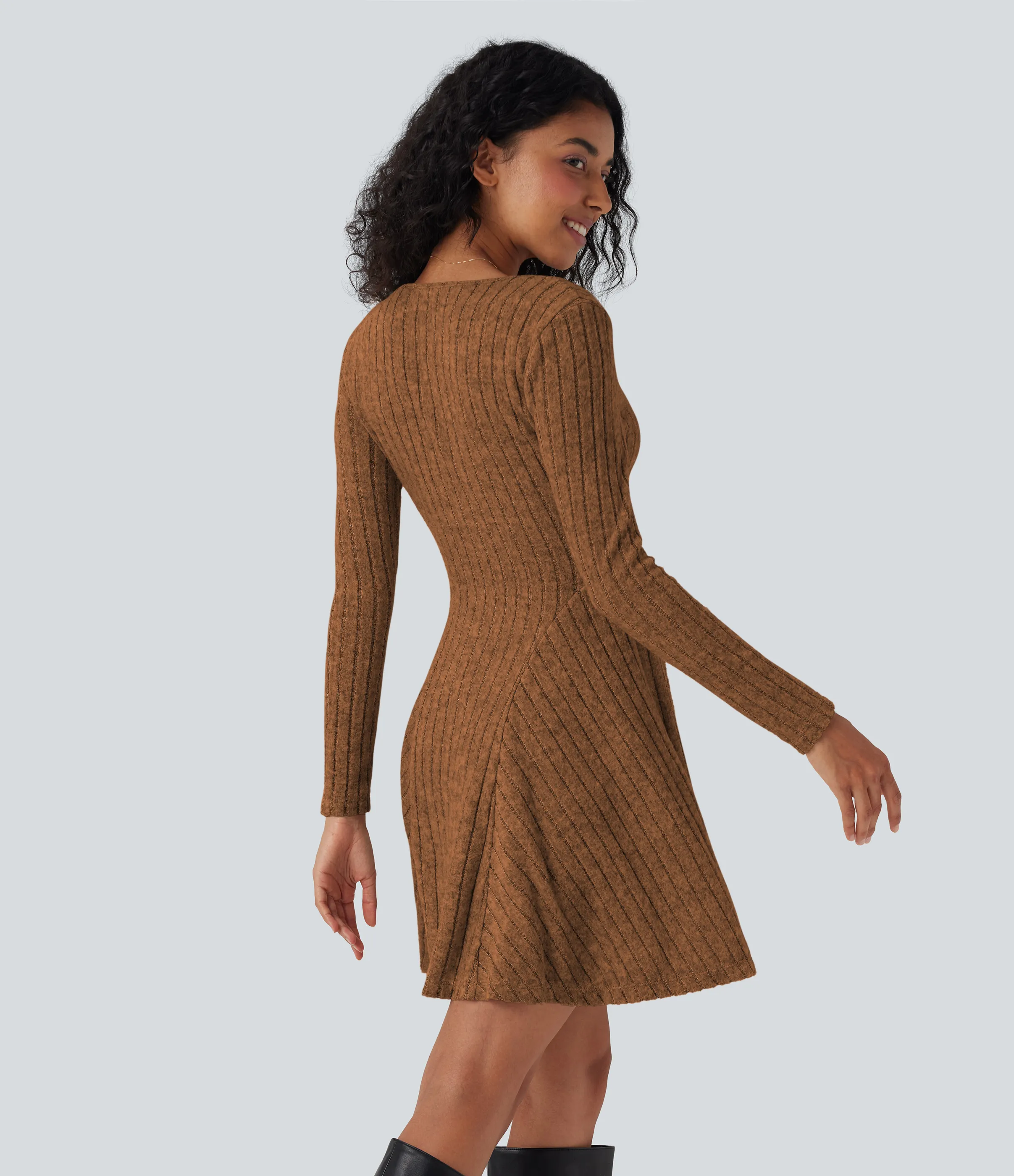 Halara Vestido mini casual acampanado de punto acanalado con cuello en V y manga larga - Orange Floral Velvet - M sold by Halara product image thumbnail 3