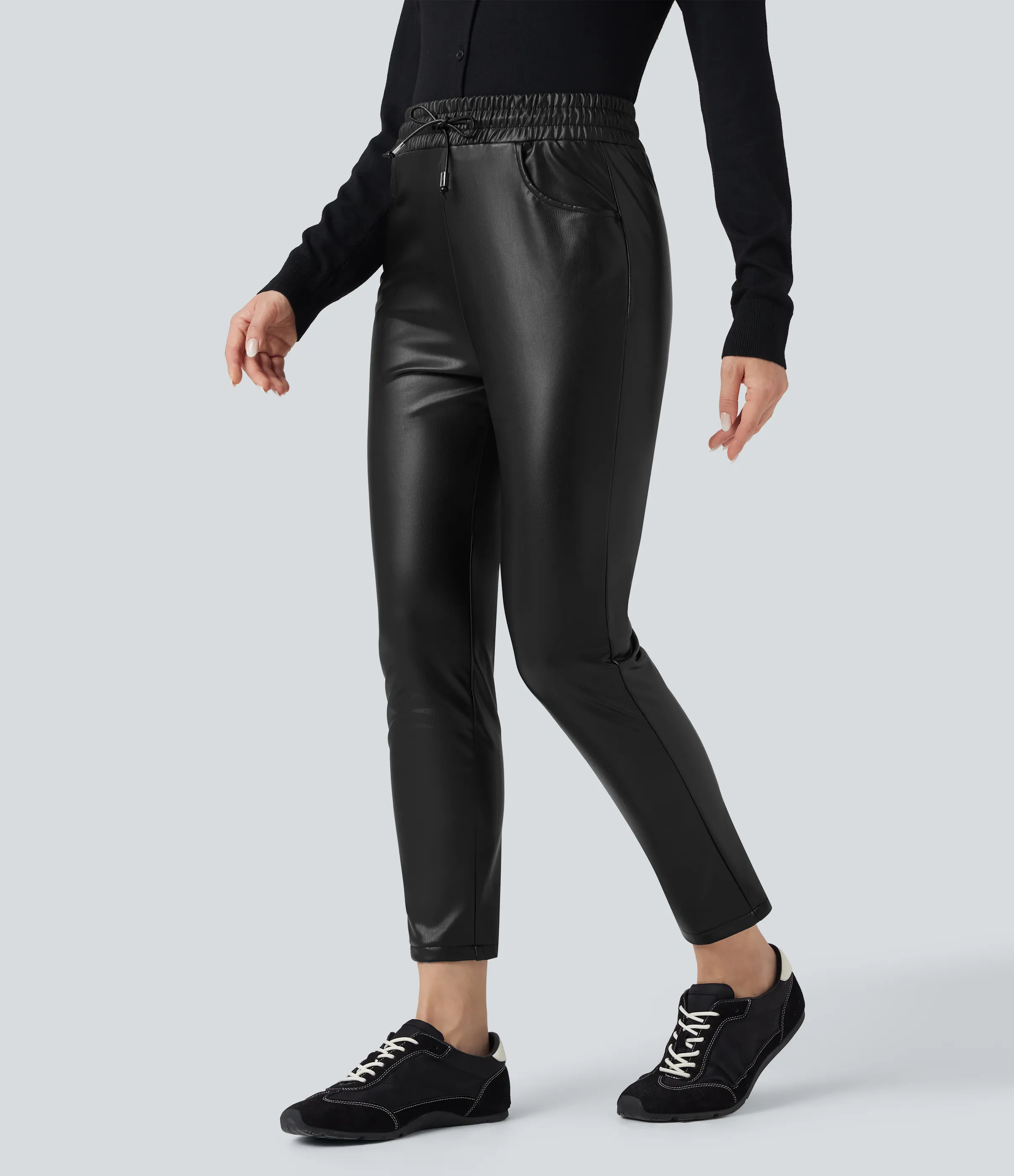 Halara Pantalones casuales elásticos de tiro alto con polar PU, cordón y bolsillos en largo7/8 - Black - L(regular) sold by Halara product image thumbnail 4