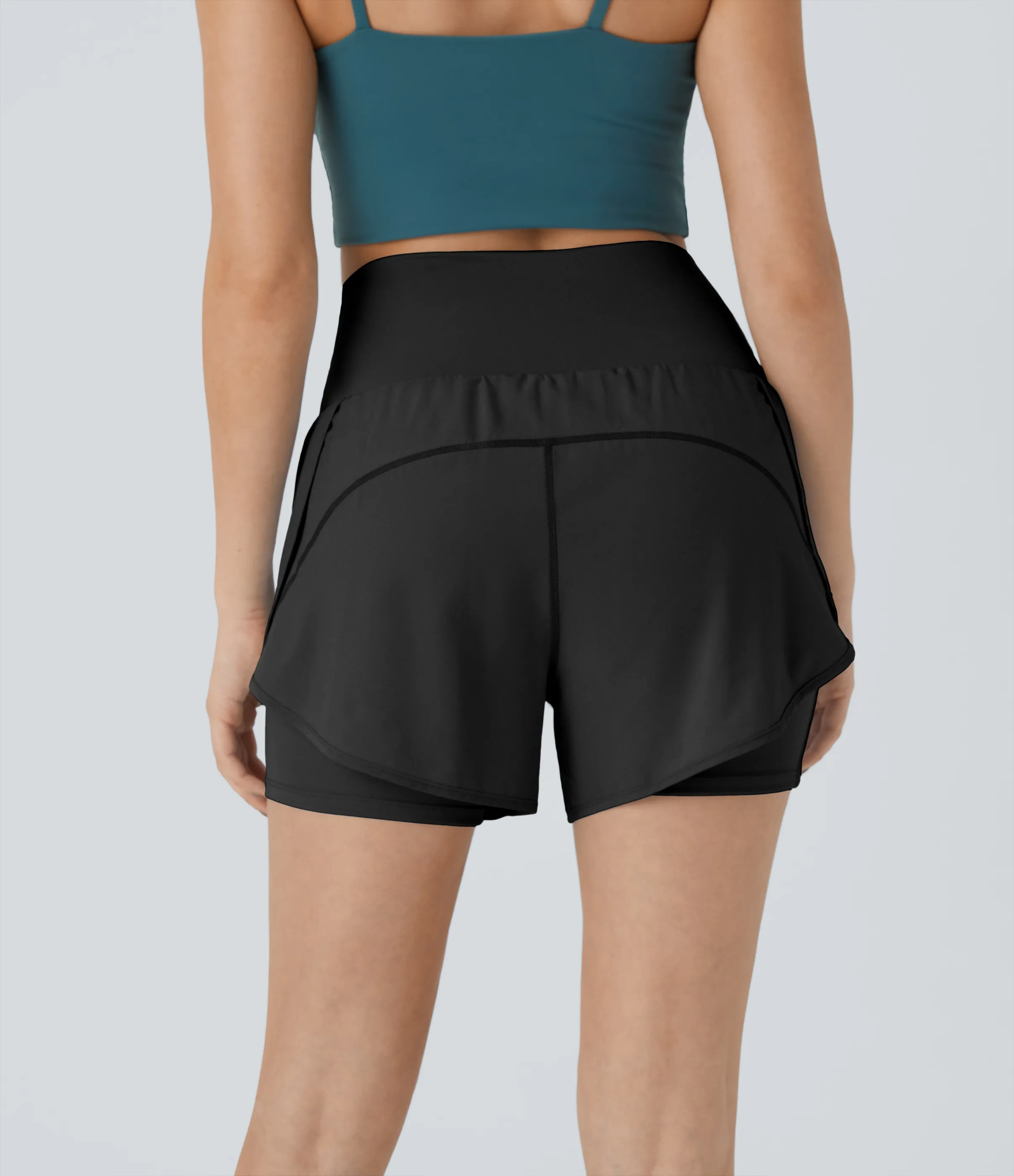 Halara Pantalón corto Breezeful™ yoga secado rápido 2 en 1 dobladillo curvo tiro súper alto 8.8cm - Black - L sold by Halara product image thumbnail 3