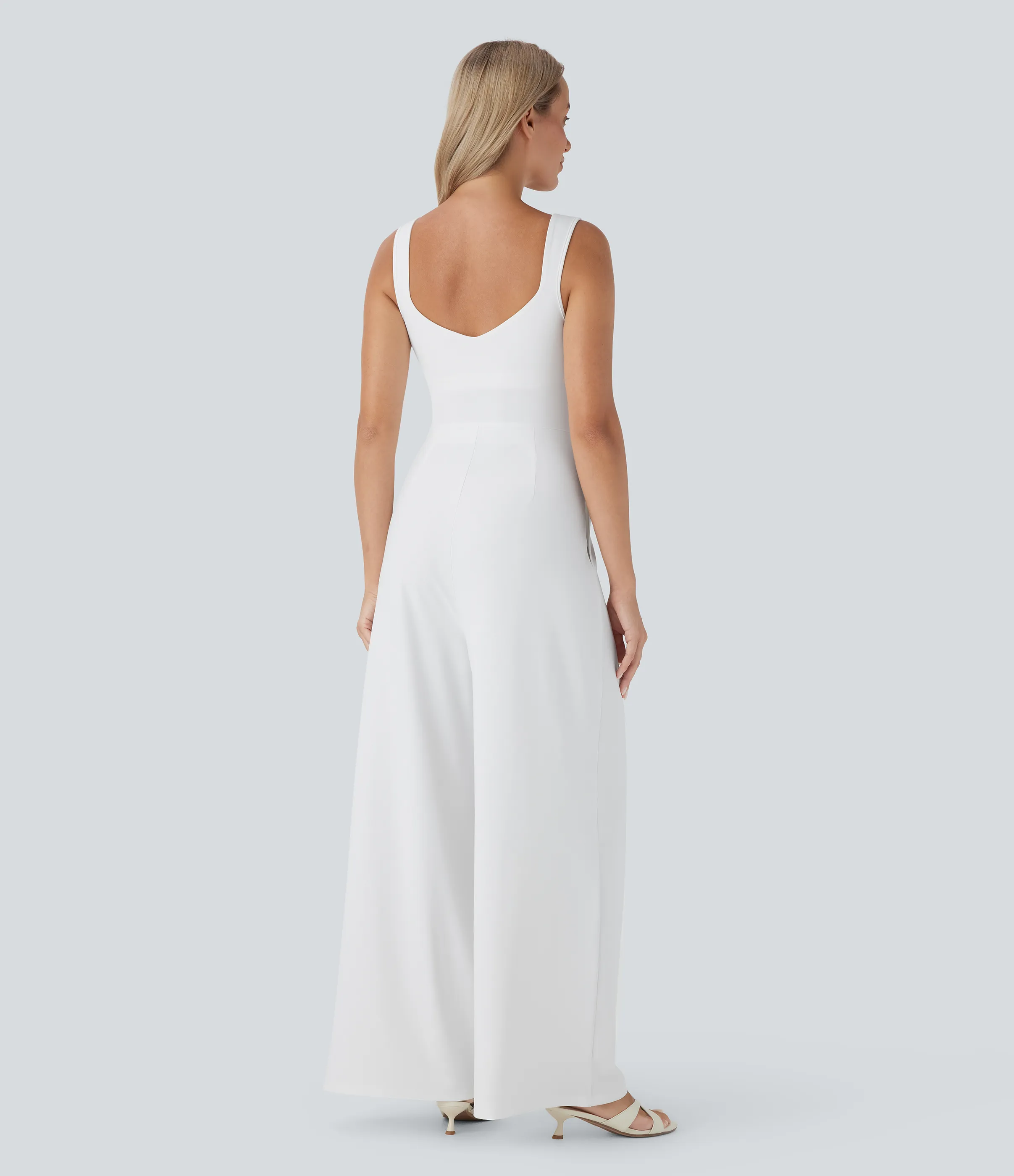 Halara Jumpsuit casual sin mangas con espalda en U y bolsillos - White - M(regular) sold by Halara product image thumbnail 3