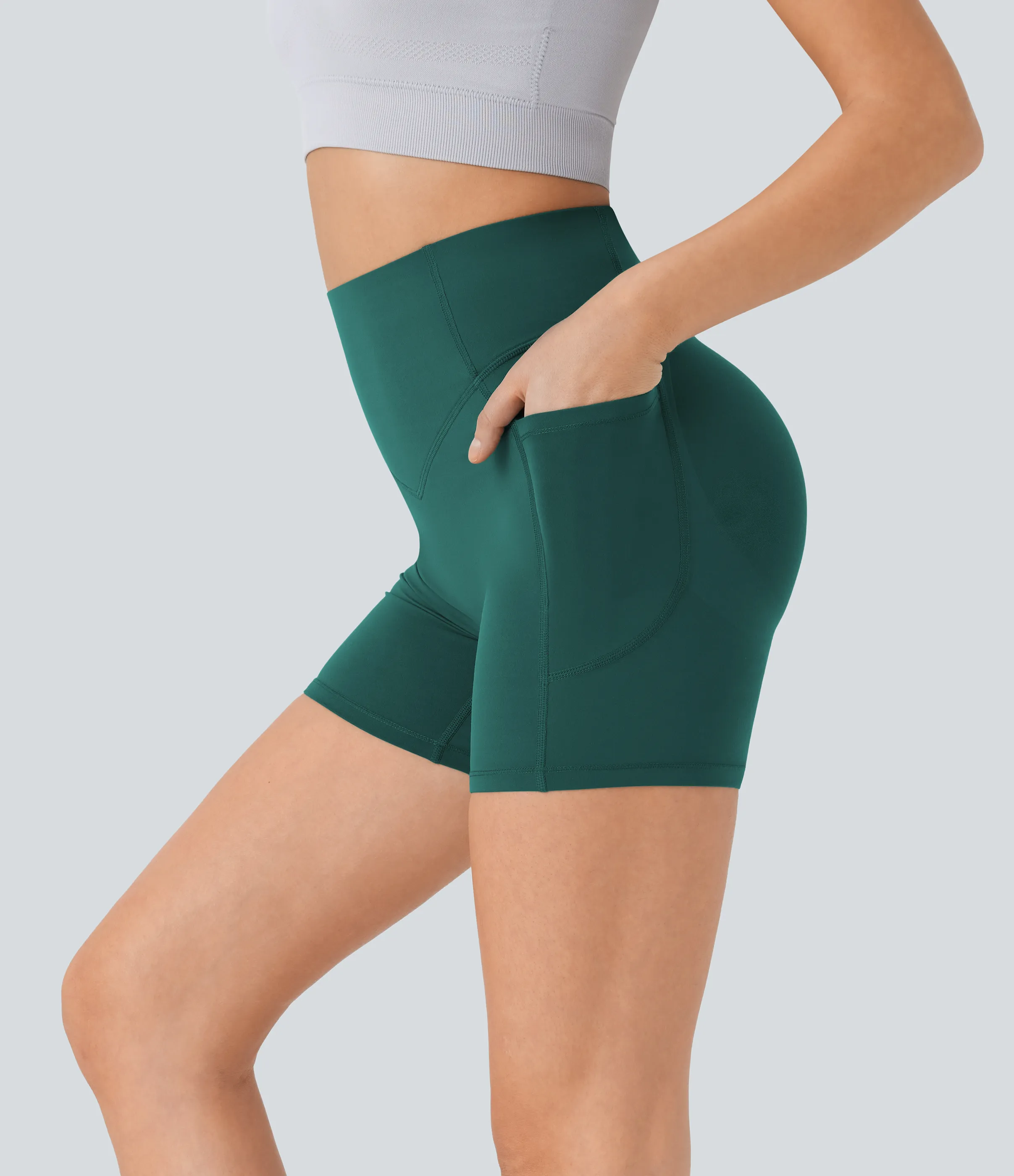 Halara Pantalón corto SoCinched UltraSculpt ciclista tiro alto realce glúteo bolsillo lateral entrenamiento 12.5cm - Forest Biome - XL sold by Halara