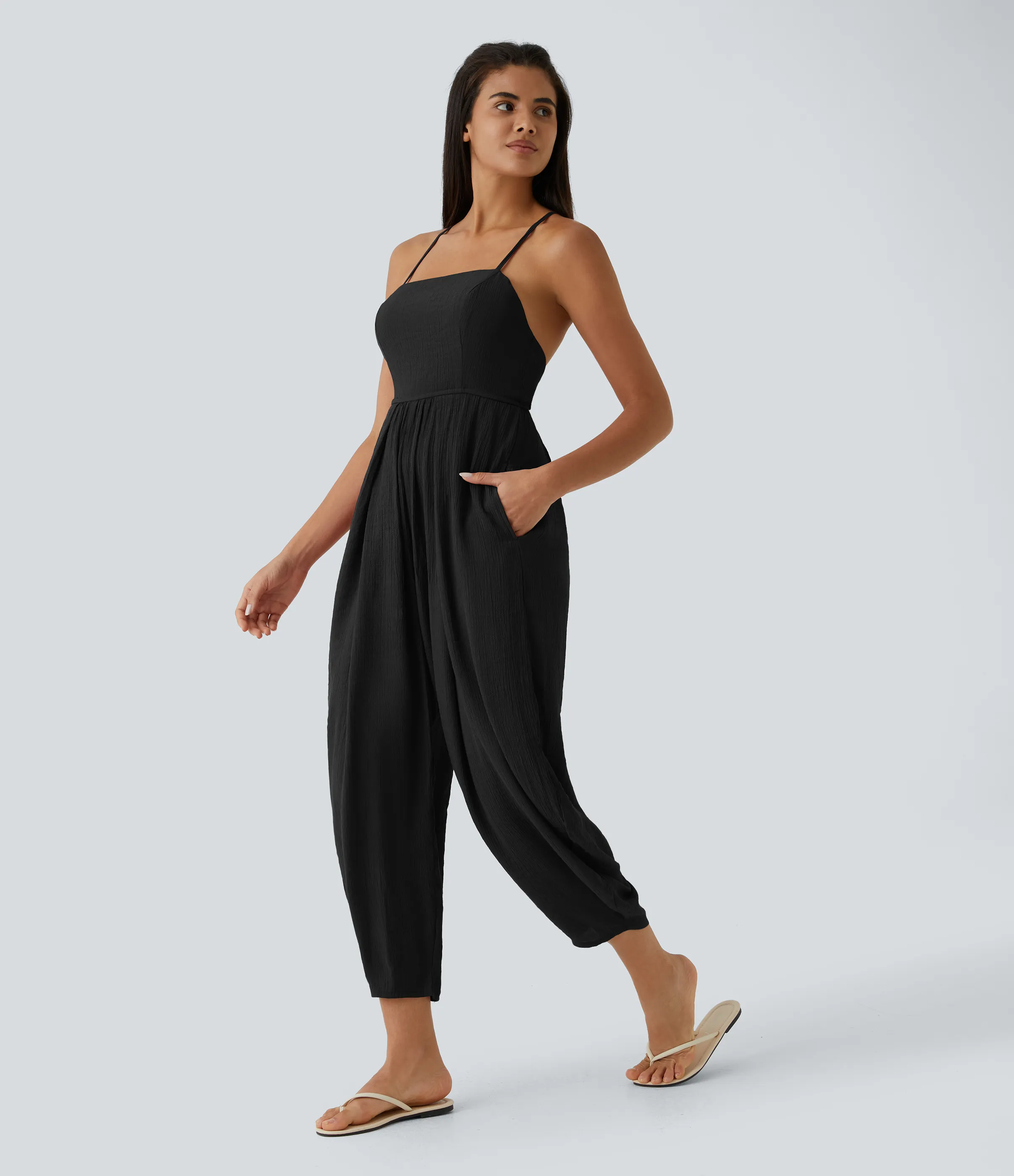 Halara Mono plisado con tirantes finos de espalda descubierta con bolsillo lateral y botones - Black - XS(regular) sold by Halara product image thumbnail 4