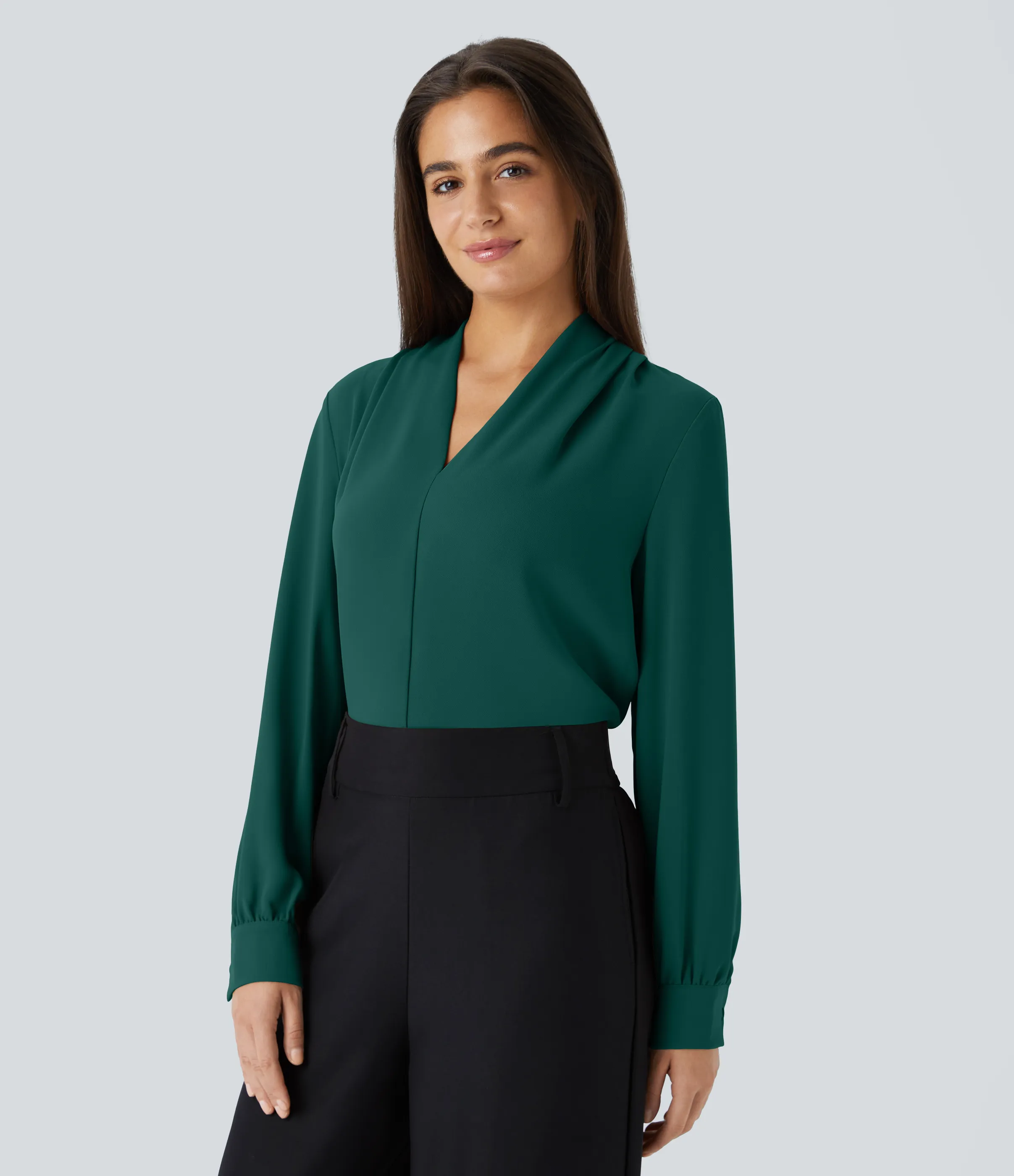 Halara Blusa oficina plisada manga larga cuello V - Forest Biome - S sold by Halara product image thumbnail 4