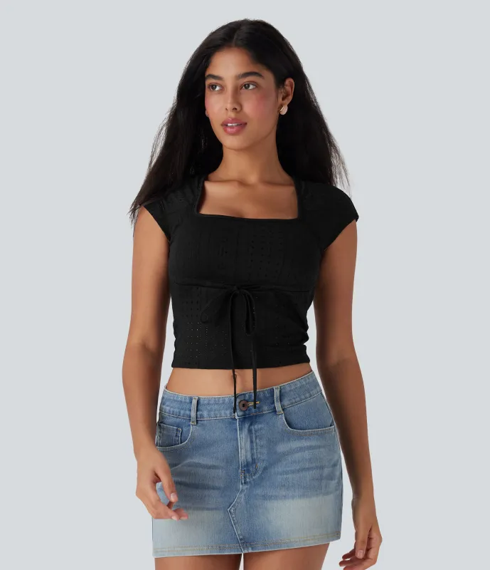 Halara Top casual ajustado con cuello cuadrado, cordón ajustable y bordado con ojales - Black - XS made by Halara