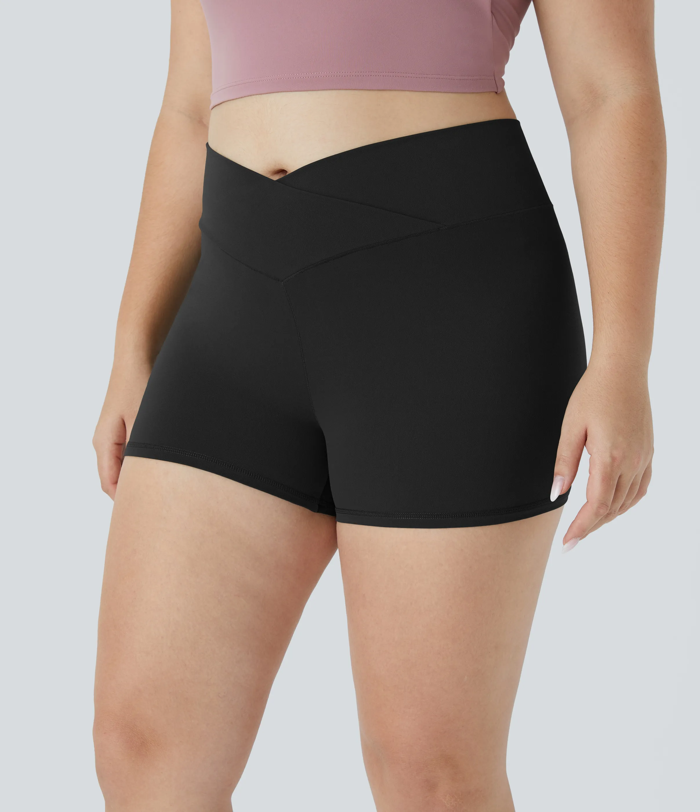Halara Pantalón corto Softlyzero™ motociclista talla grande yoga liso cruzado tiro alto 7.5cm - UPF50+ - Black - 1X sold by Halara product image thumbnail 4