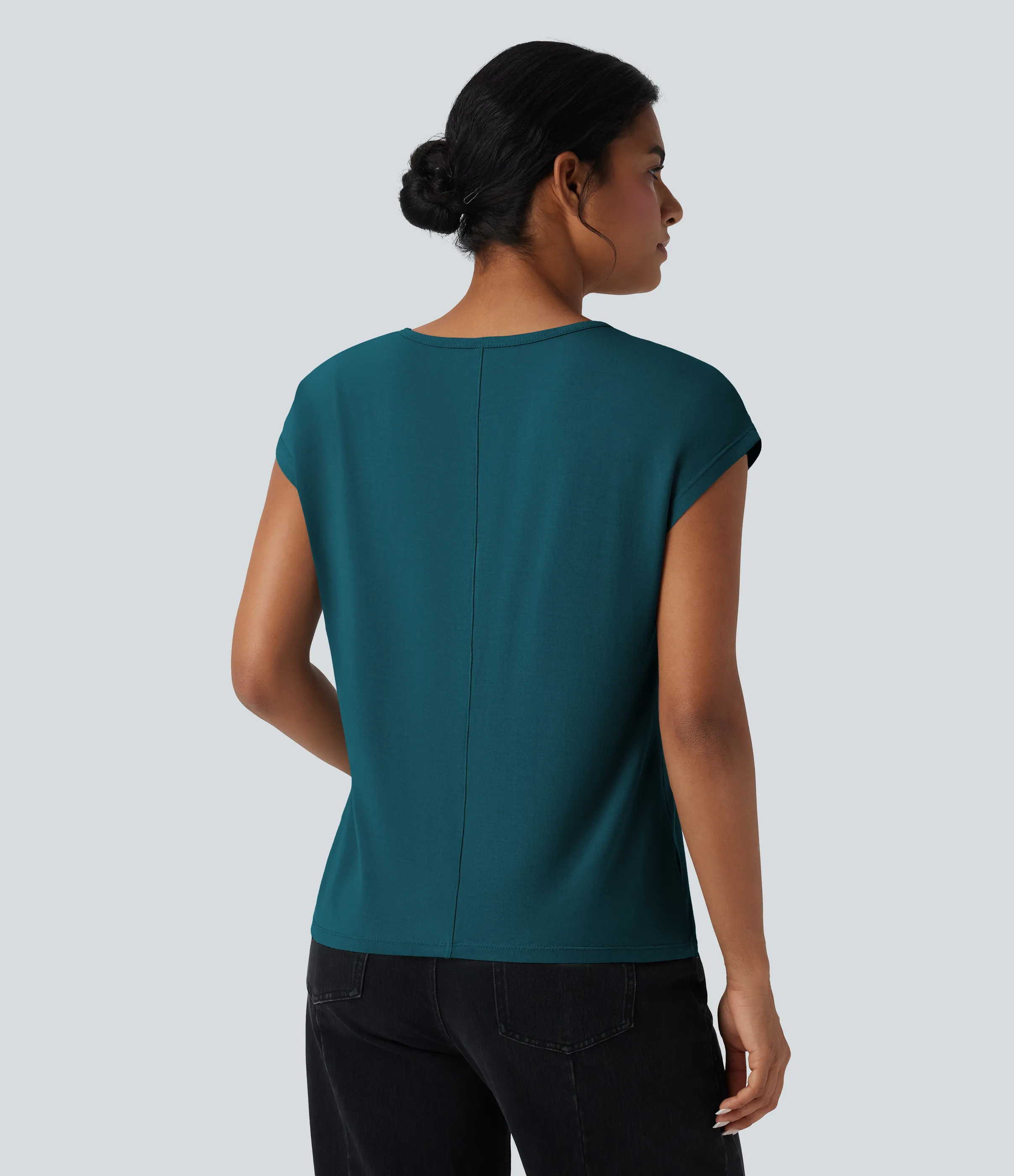 Halara Camiseta casual de manga corta con cuello en V - Hydro - XS sold by Halara product image thumbnail 3