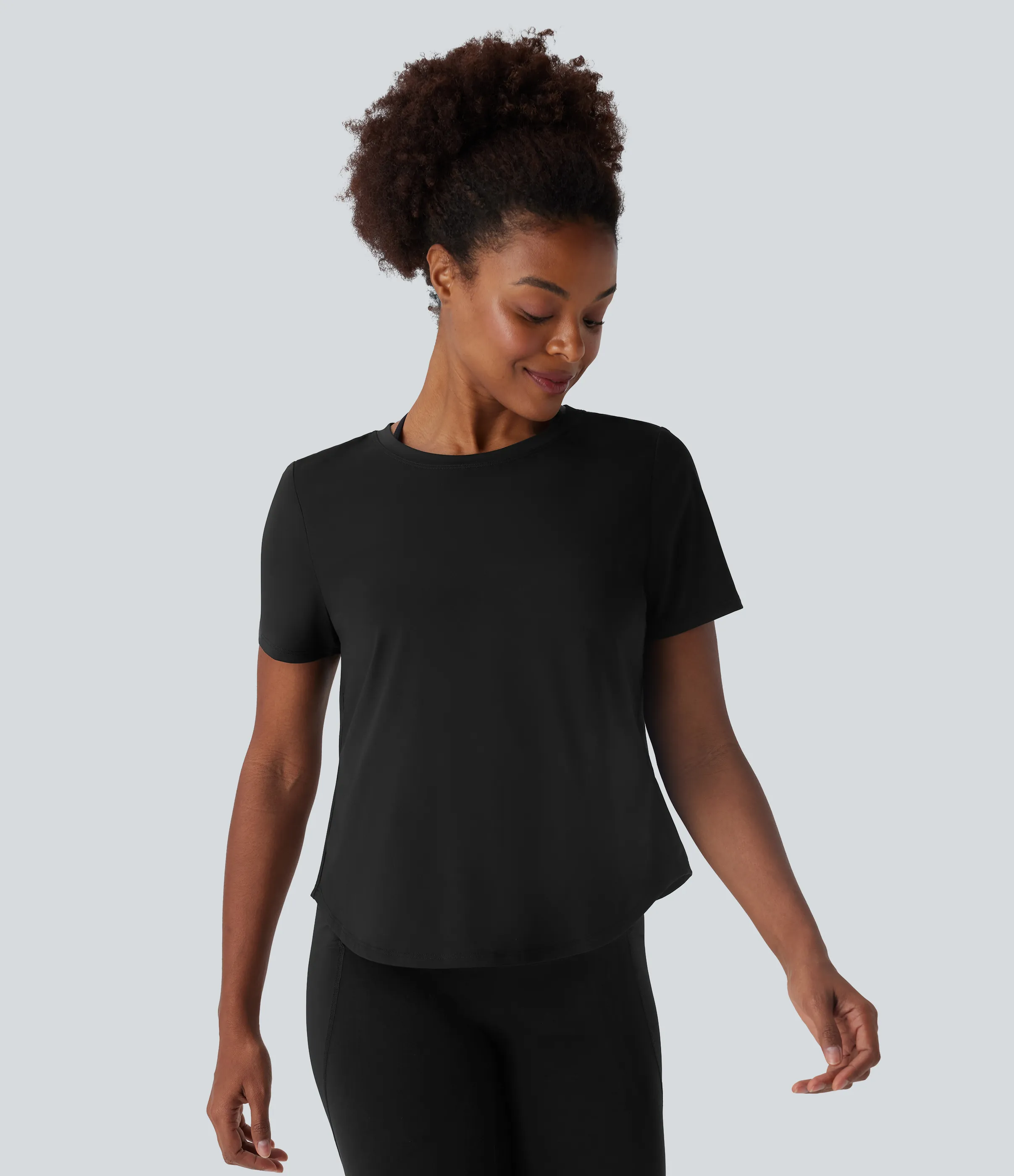 Halara Top deportivo de yoga de malla en contraste de manga corta y cuello redondo - Black - M sold by Halara product image thumbnail 3