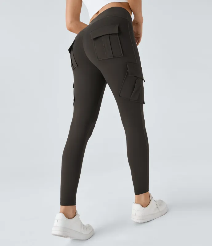 Halara Leggings yoga ajustado bolsillo cargo tiro alto - Hazelnut Black - S(7/8) made by Halara