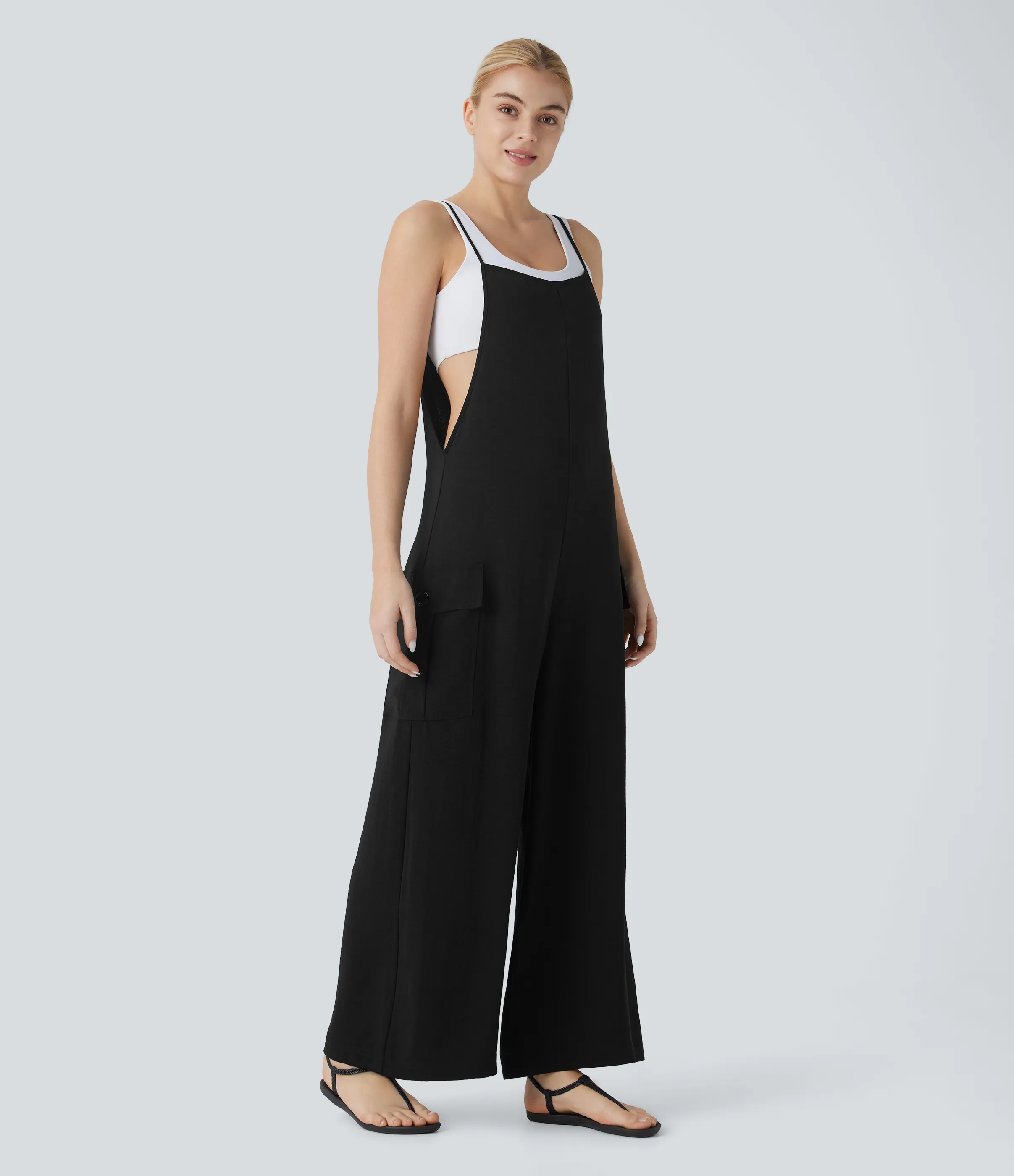 Halara Mono lino bolsillo lateral cremallera invisible correa ajustable - Black - XS(regular) sold by Halara product image thumbnail 4