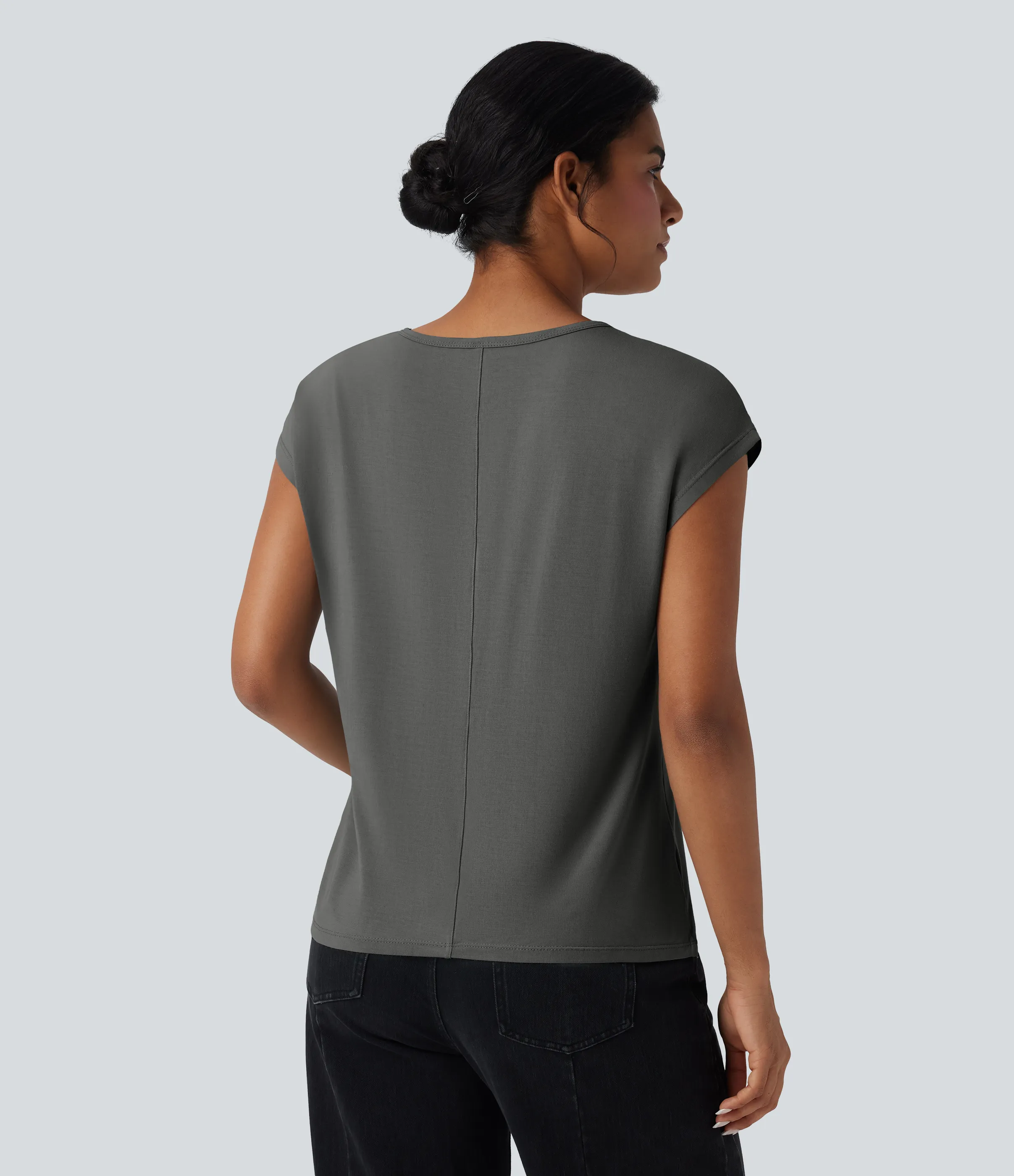 Halara Camiseta casual de manga corta con cuello en V - Night Owl - M sold by Halara product image thumbnail 3