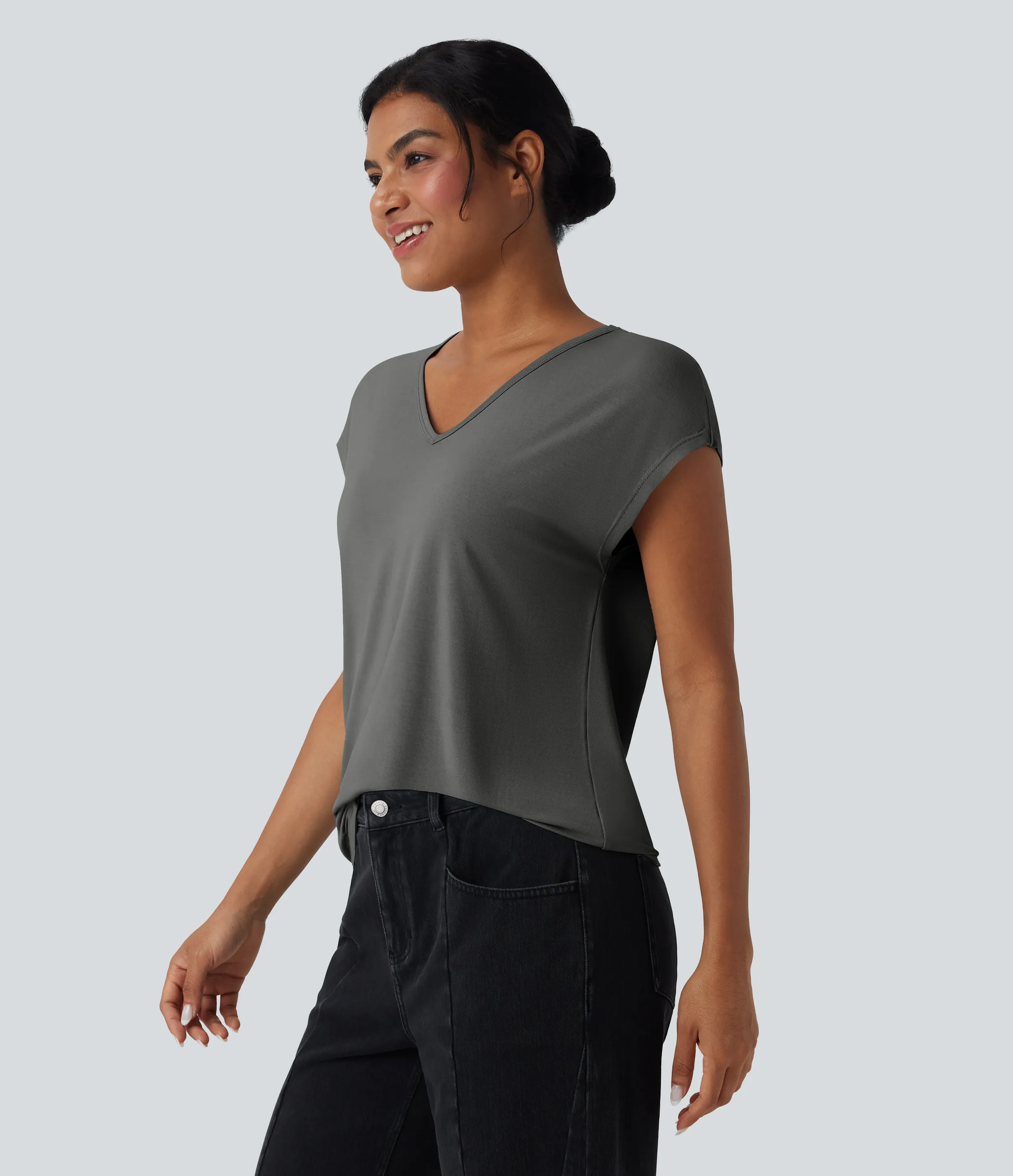 Halara Camiseta casual de manga corta con cuello en V - Night Owl - M sold by Halara product image thumbnail 4