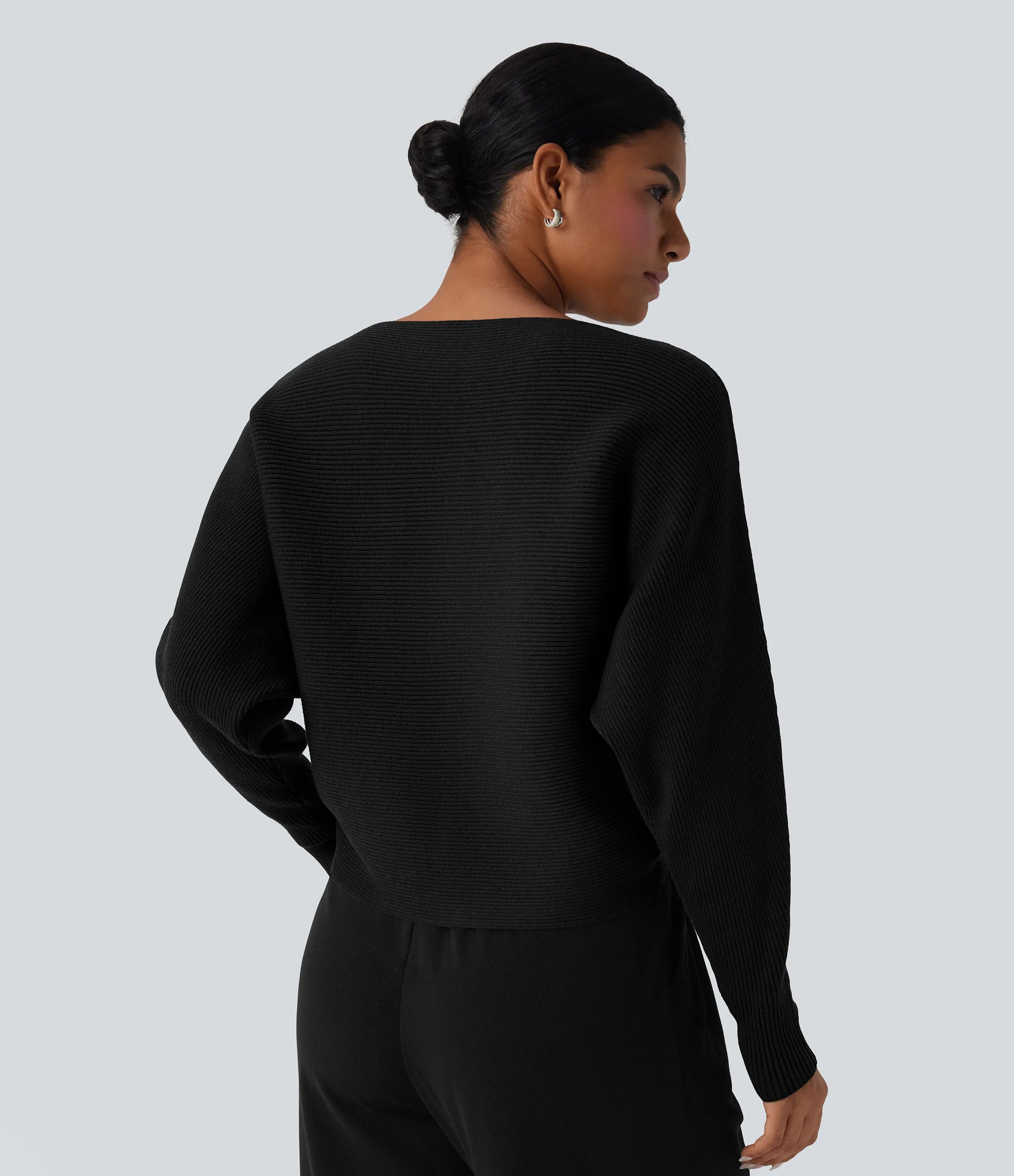 Halara Suéter casual con cuello barco y mangas murciélago - Black - M sold by Halara product image thumbnail 3