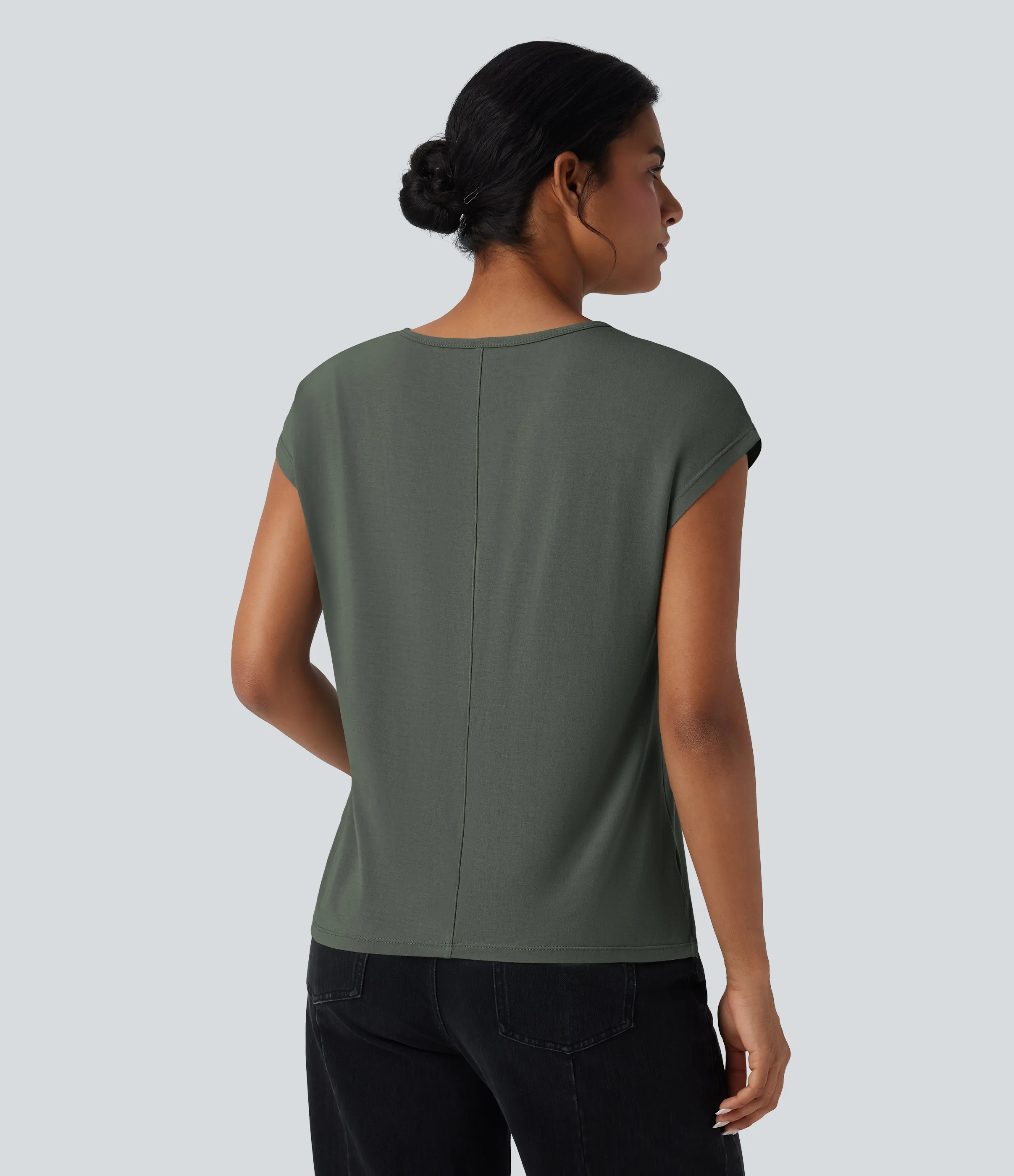 Halara Camiseta casual de manga corta con cuello en V - Lone Pine Green - XL sold by Halara product image thumbnail 3
