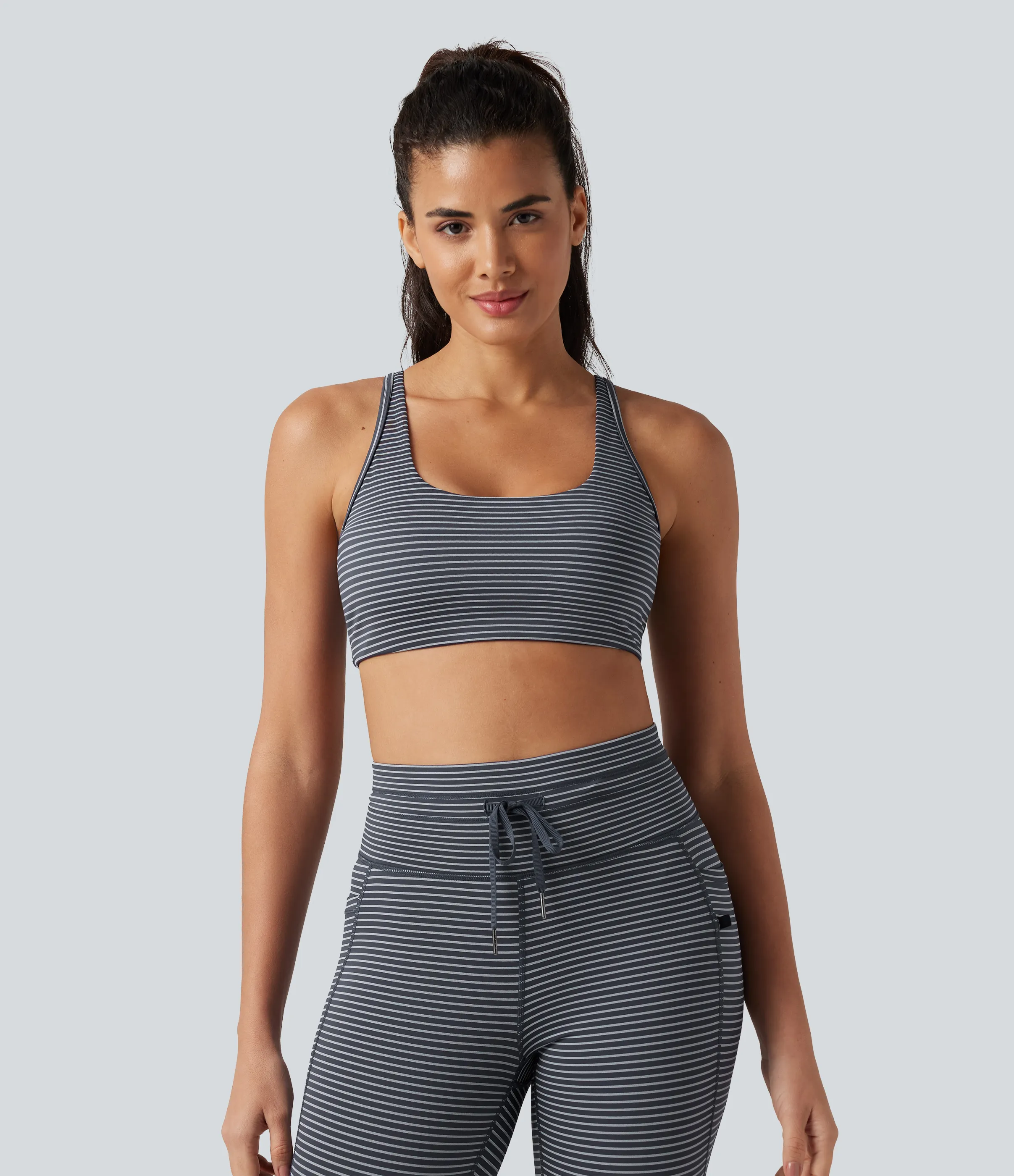 Halara Brasier deportivo de yoga de sujeción baja con escote en U y abertura en copas A-C - Midnight Stripe - L sold by Halara product image thumbnail 3