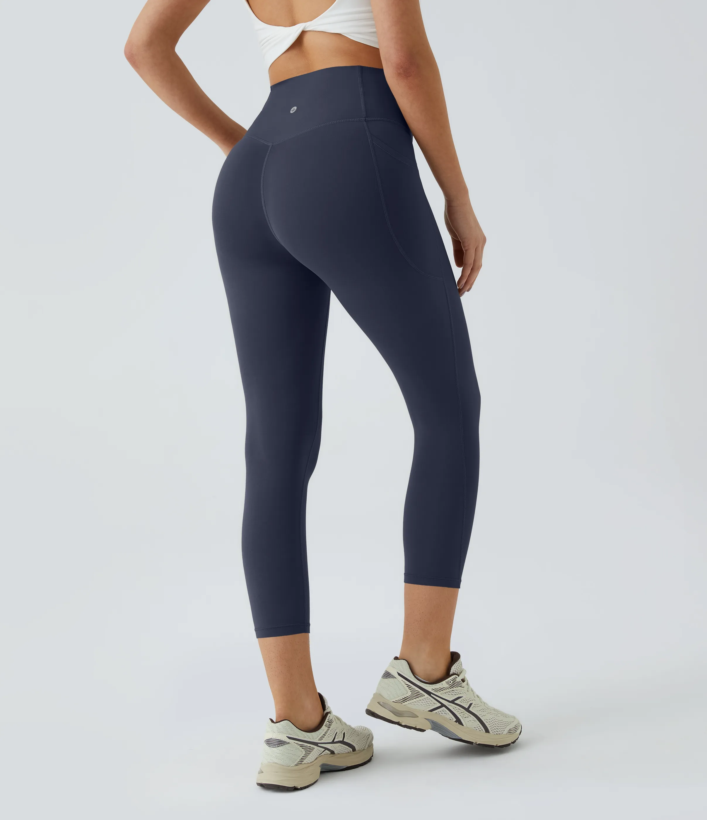 Halara Leggings capri entrenamiento moldeador bolsillo lateral tiro alto - Mood Indigo - M sold by Halara