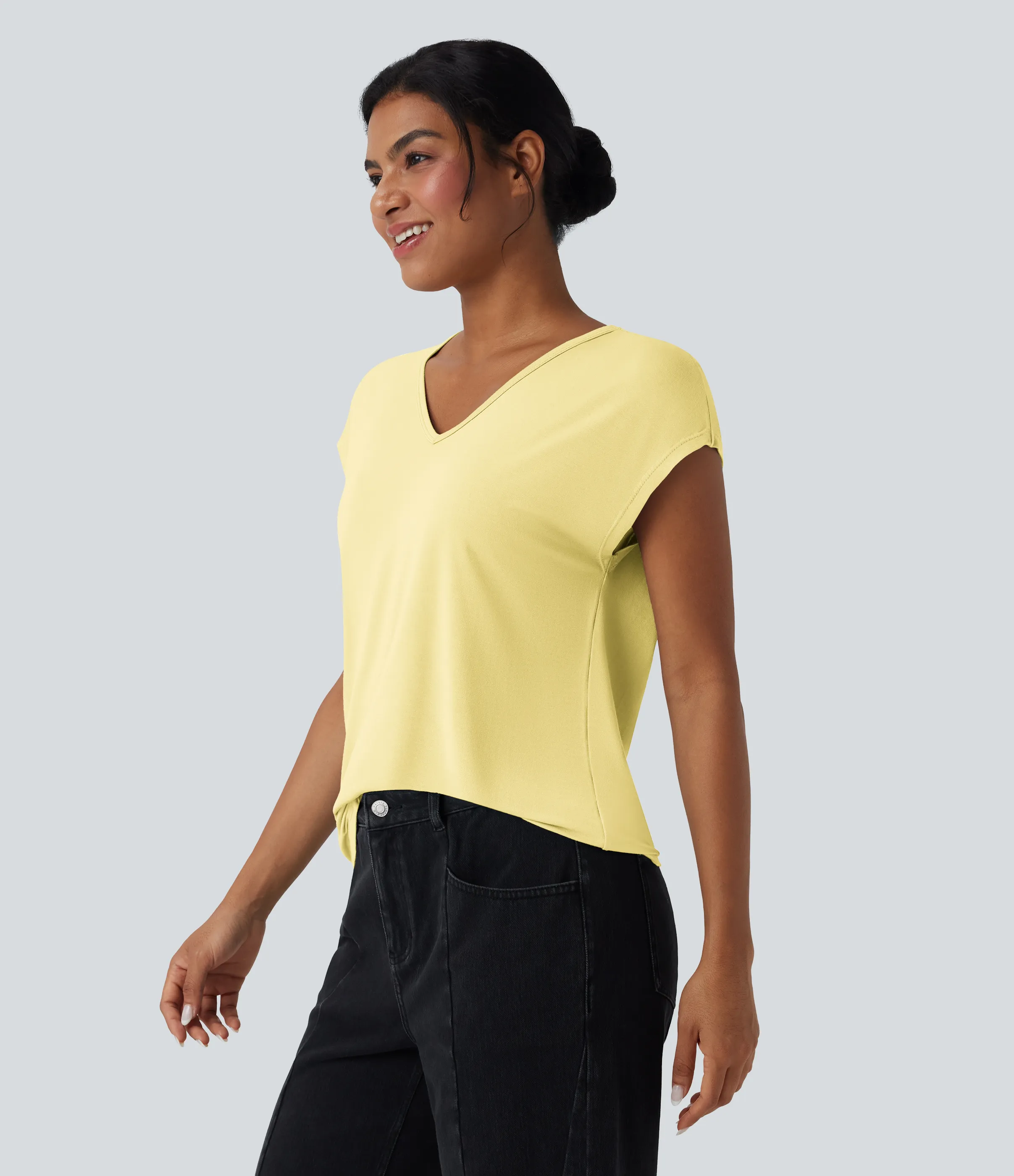 Halara Camiseta casual de manga corta con cuello en V - Tender Yellow - L sold by Halara product image thumbnail 4