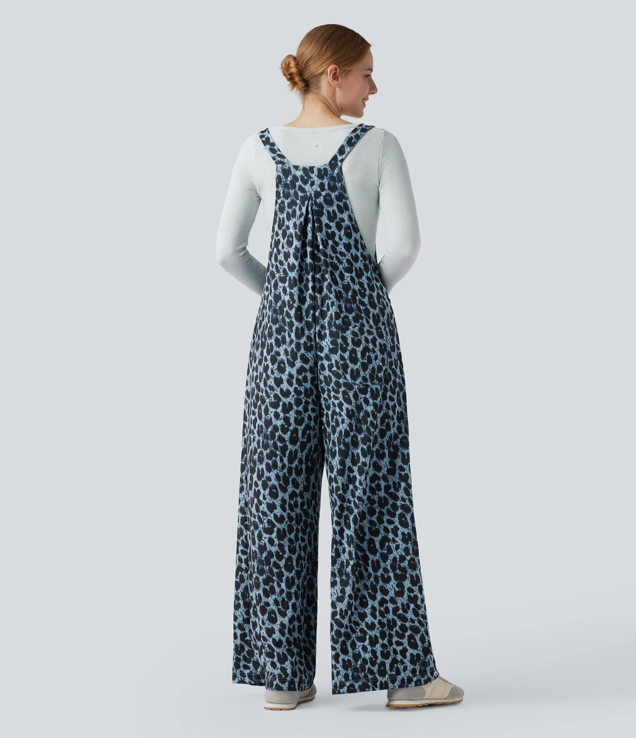 Halara Jumpsuit casual con estampado de leopardo y bolsillos - Sky Panther - S(regular) sold by Halara product image thumbnail 3