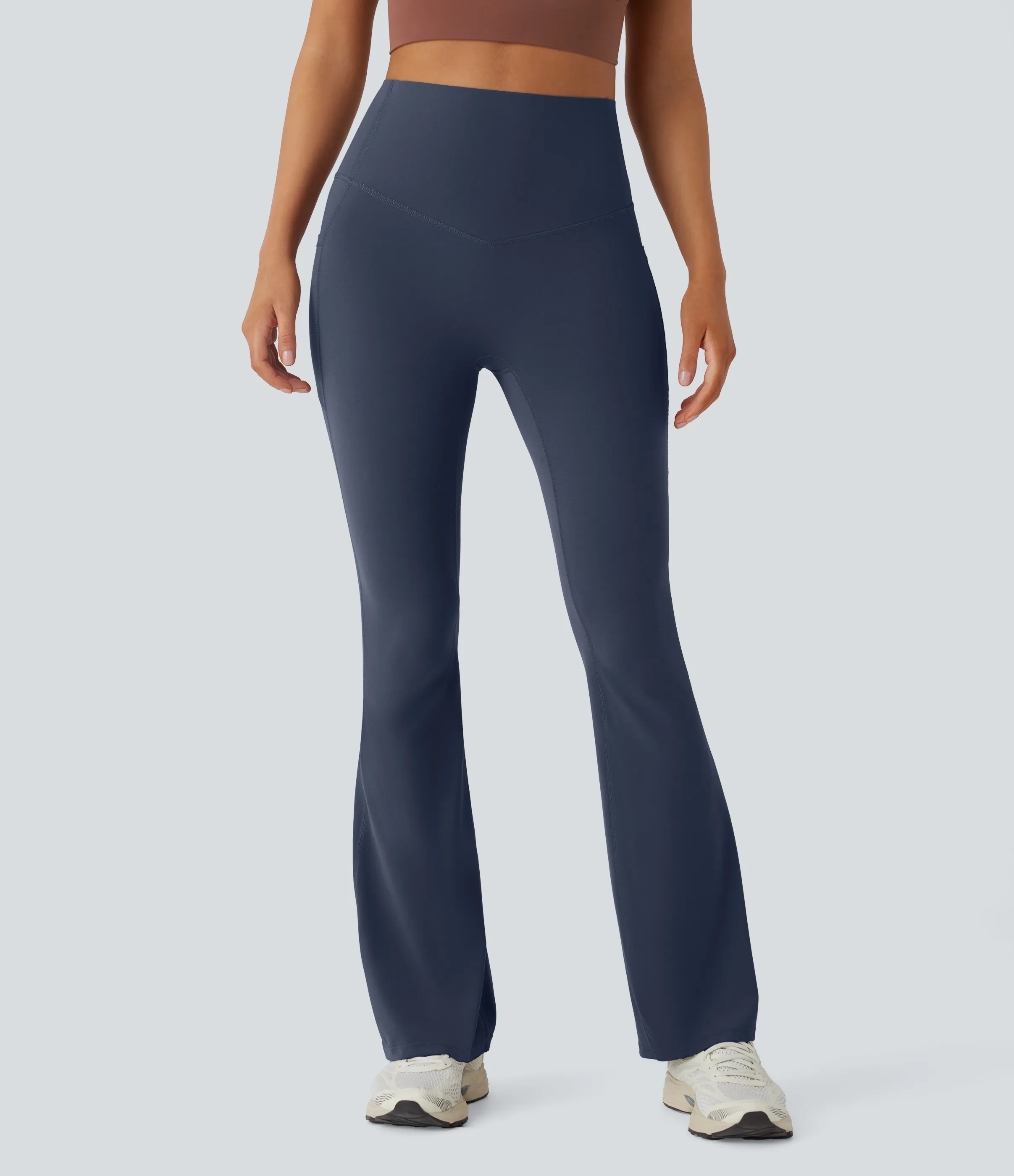 Halara Leggings SoCinched UltraSculpt yoga Bootcut tiro alto control abdomen bolsillo lateral moldeador - Mood Indigo - XS(ultratall) sold by Halara product image thumbnail 4