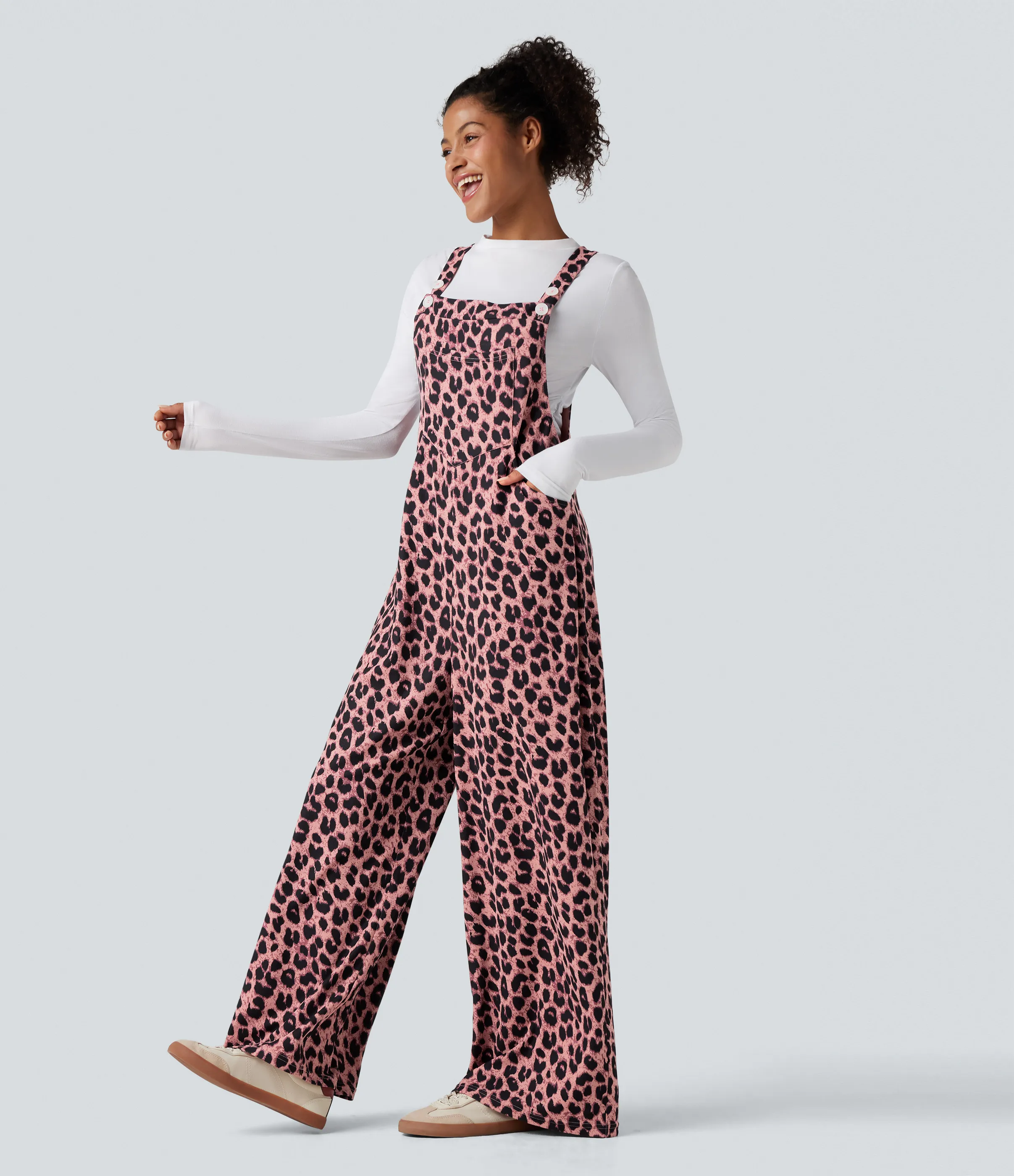 Halara Jumpsuit casual con estampado de leopardo y bolsillos - Blush Panther - XS(regular) sold by Halara product image thumbnail 4