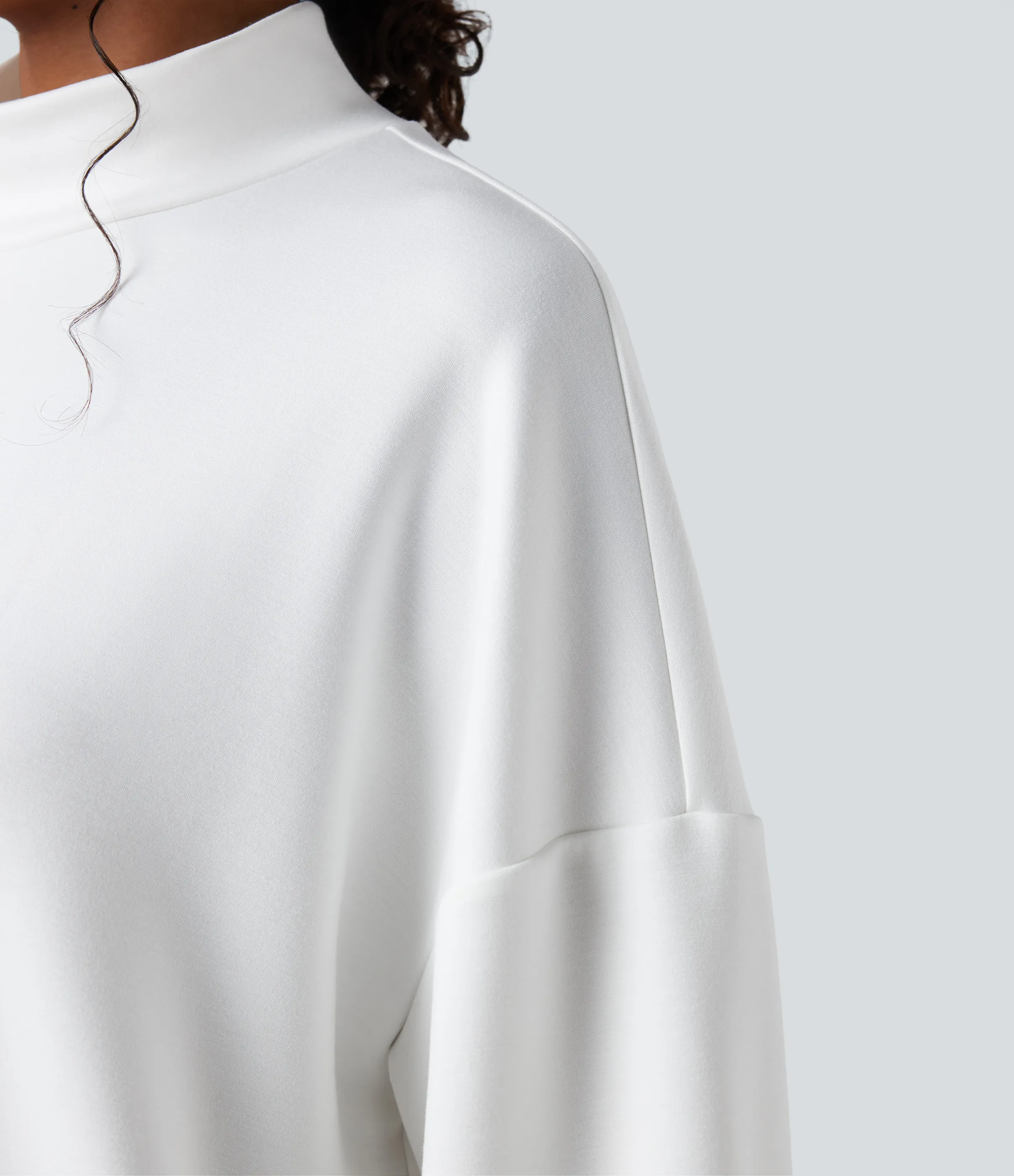 Halara Sudadera casual holgada de cuello alto con bolsillos - White - XS sold by Halara product image thumbnail 5